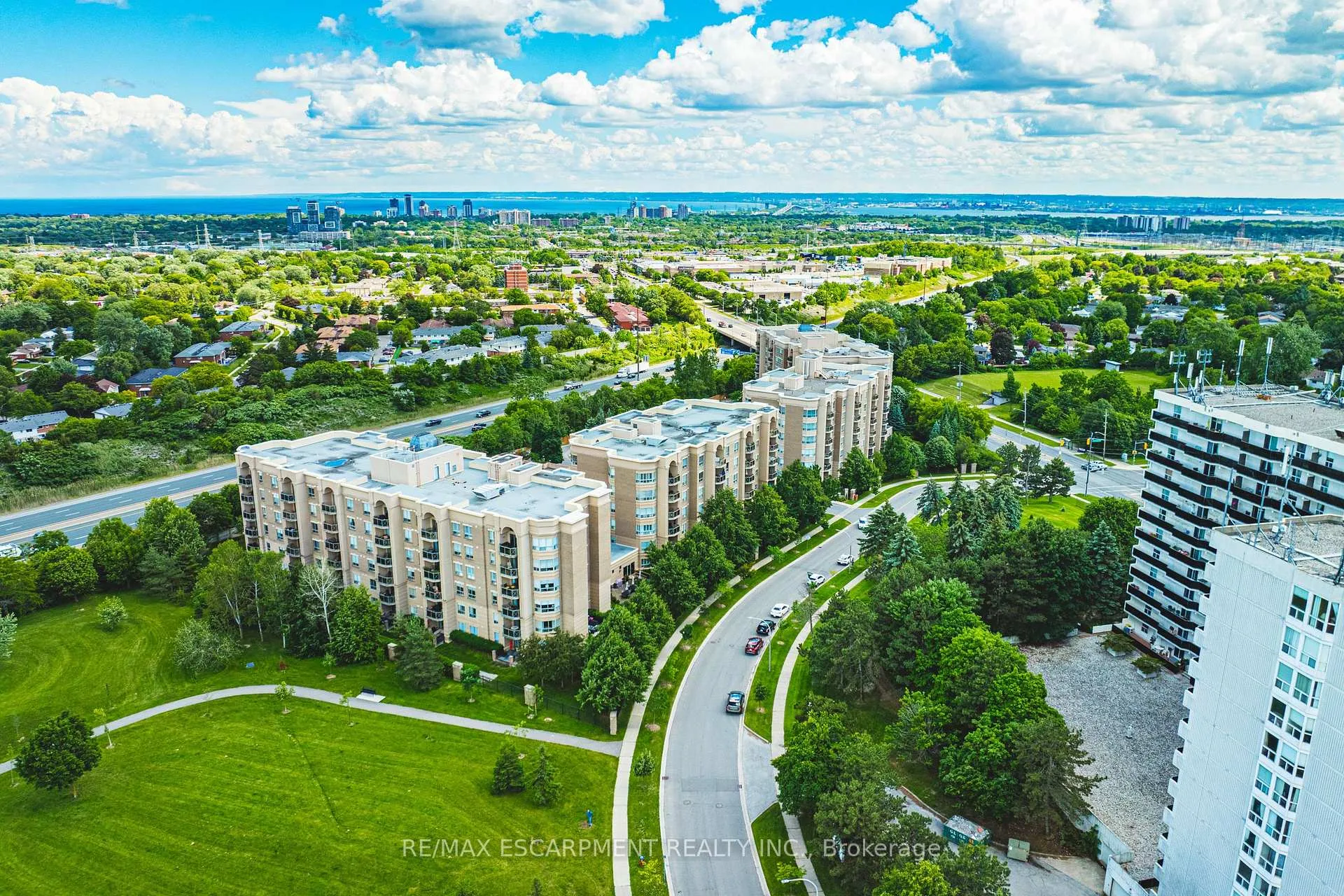Photo 30 of Unit 103, 2075 Amherst Heights Drive, Burlington, Mountainside — HOMEH