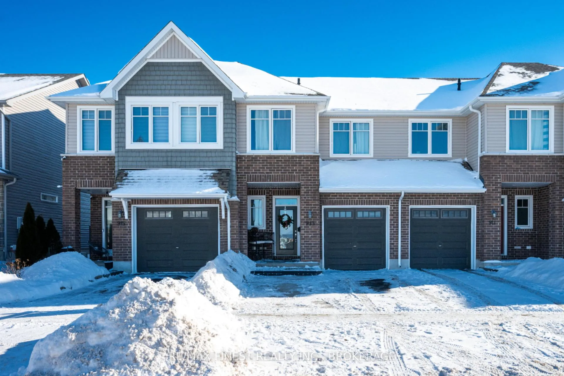 Photo 1 of 913 Stonewalk Drive, Kingston, Kingston East (Incl Barret Crt) — HOMEH