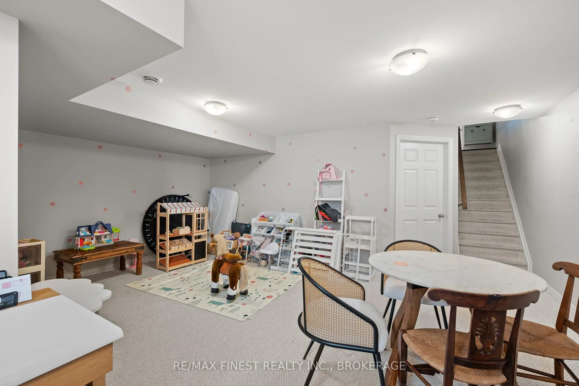 Photo 29 of 913 Stonewalk Drive, Kingston, Kingston East (Incl Barret Crt) — HOMEH