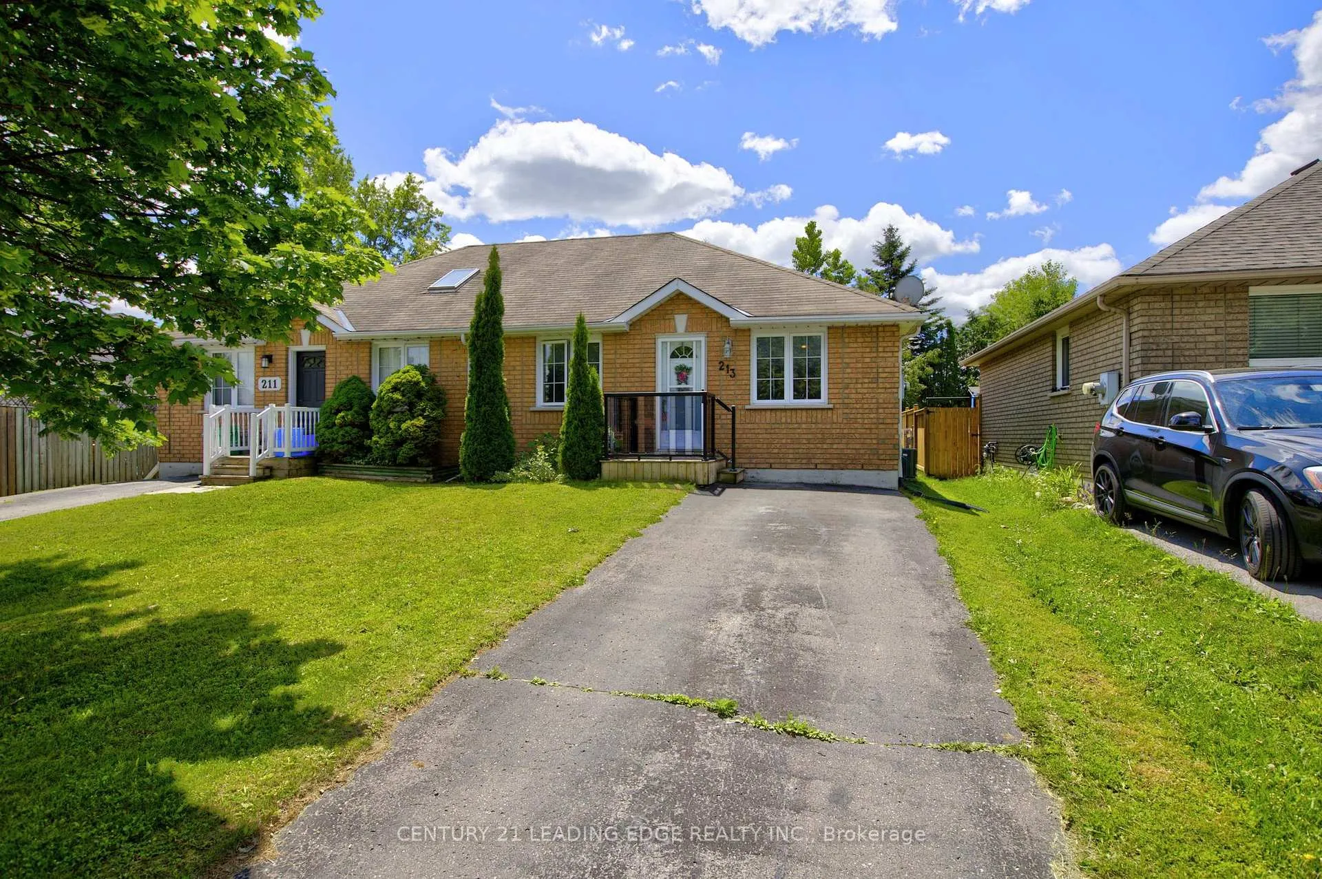 Photo 3 of 213 Milroy Drive, Peterborough, Northcrest Ward 5 — HOMEH