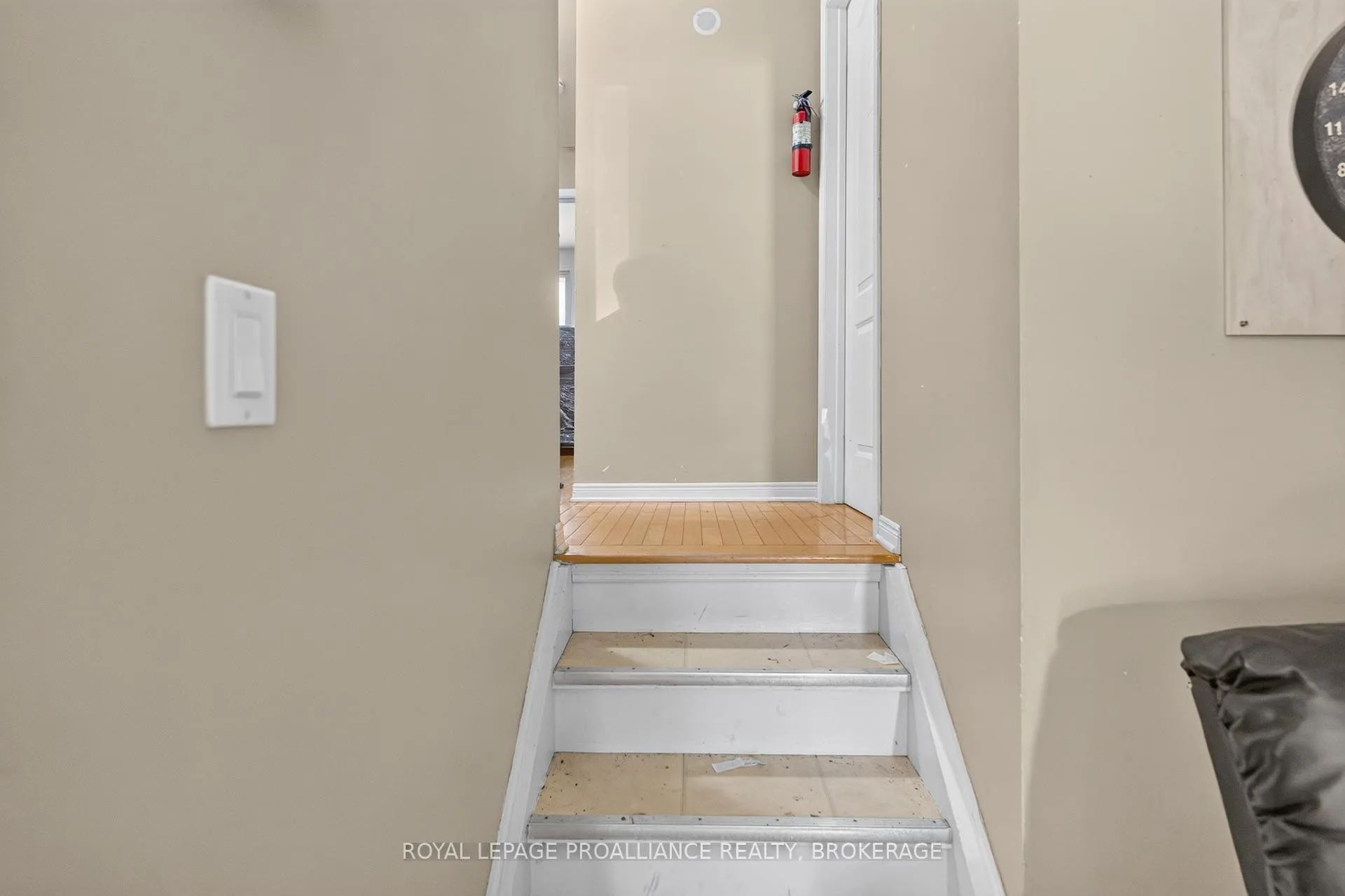 Photo 6 of 102 Calderwood Drive, Kingston, Central City West — HOMEH