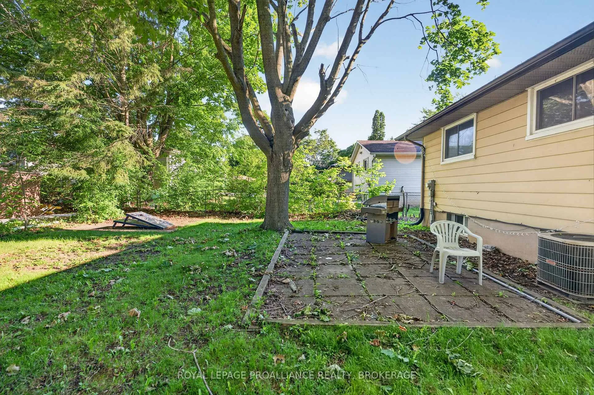 Photo 14 of 102 Calderwood Drive, Kingston, Central City West — HOMEH