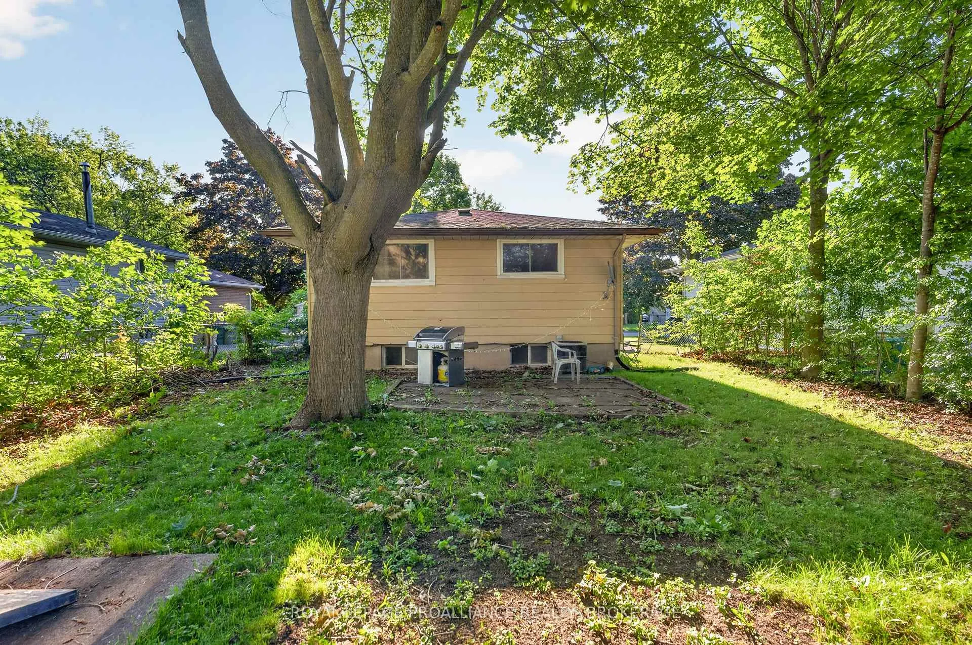 Photo 15 of 102 Calderwood Drive, Kingston, Central City West — HOMEH