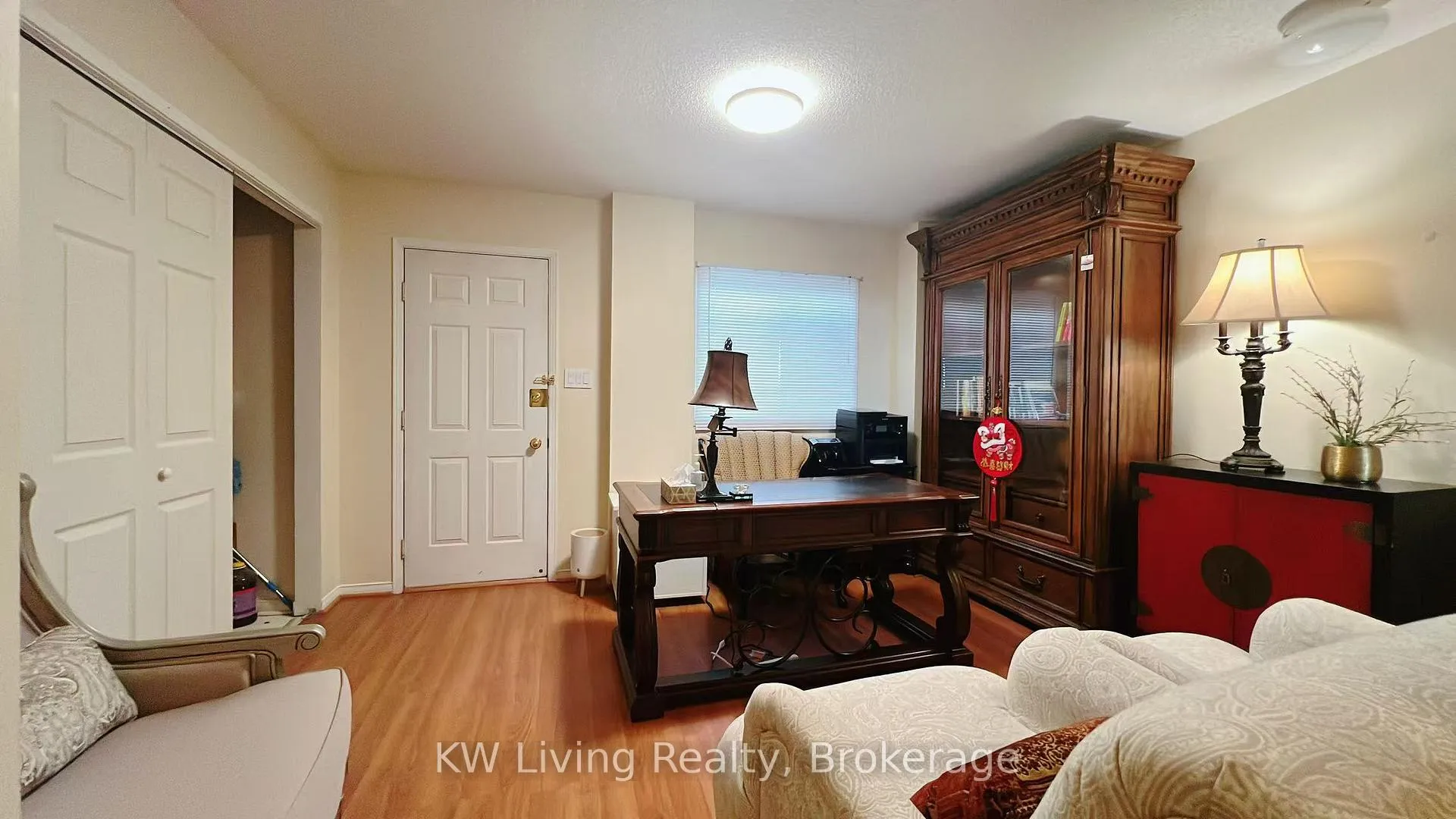 Photo 12 of 47 Vanity Crescent, Richmond Hill, Langstaff — HOMEH