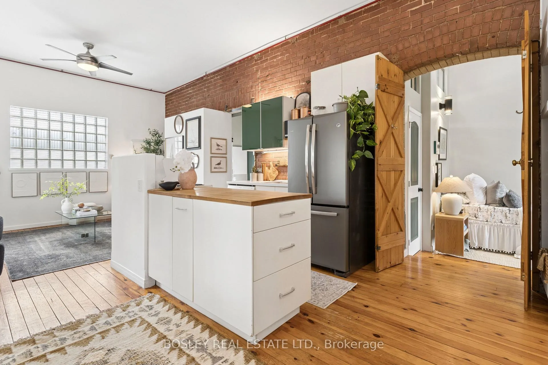 Photo 8 of Unit 6, 243 Macdonell Avenue, Toronto, Roncesvalles — HOMEH