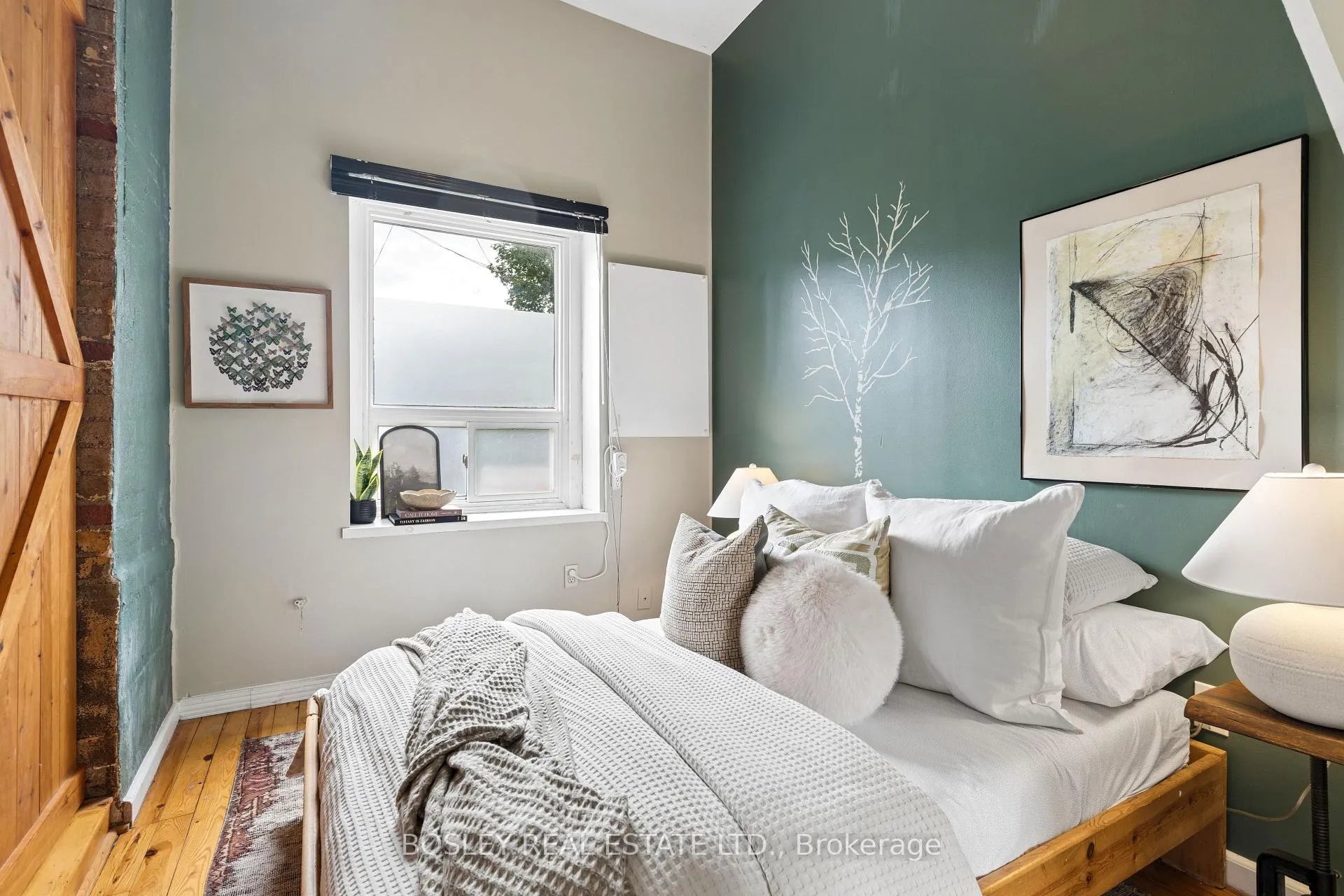 Photo 26 of Unit 6, 243 Macdonell Avenue, Toronto, Roncesvalles — HOMEH