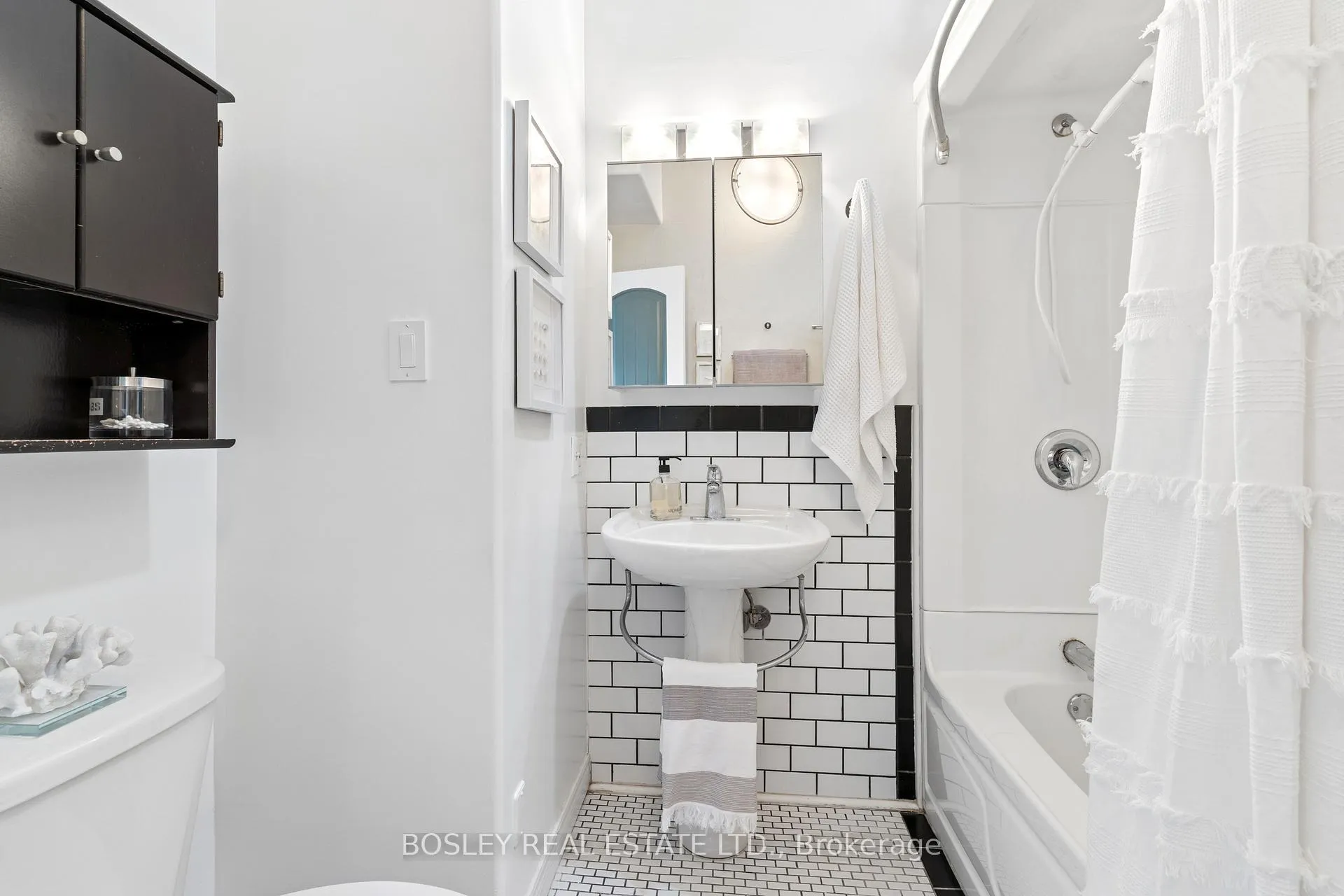 Photo 32 of Unit 6, 243 Macdonell Avenue, Toronto, Roncesvalles — HOMEH