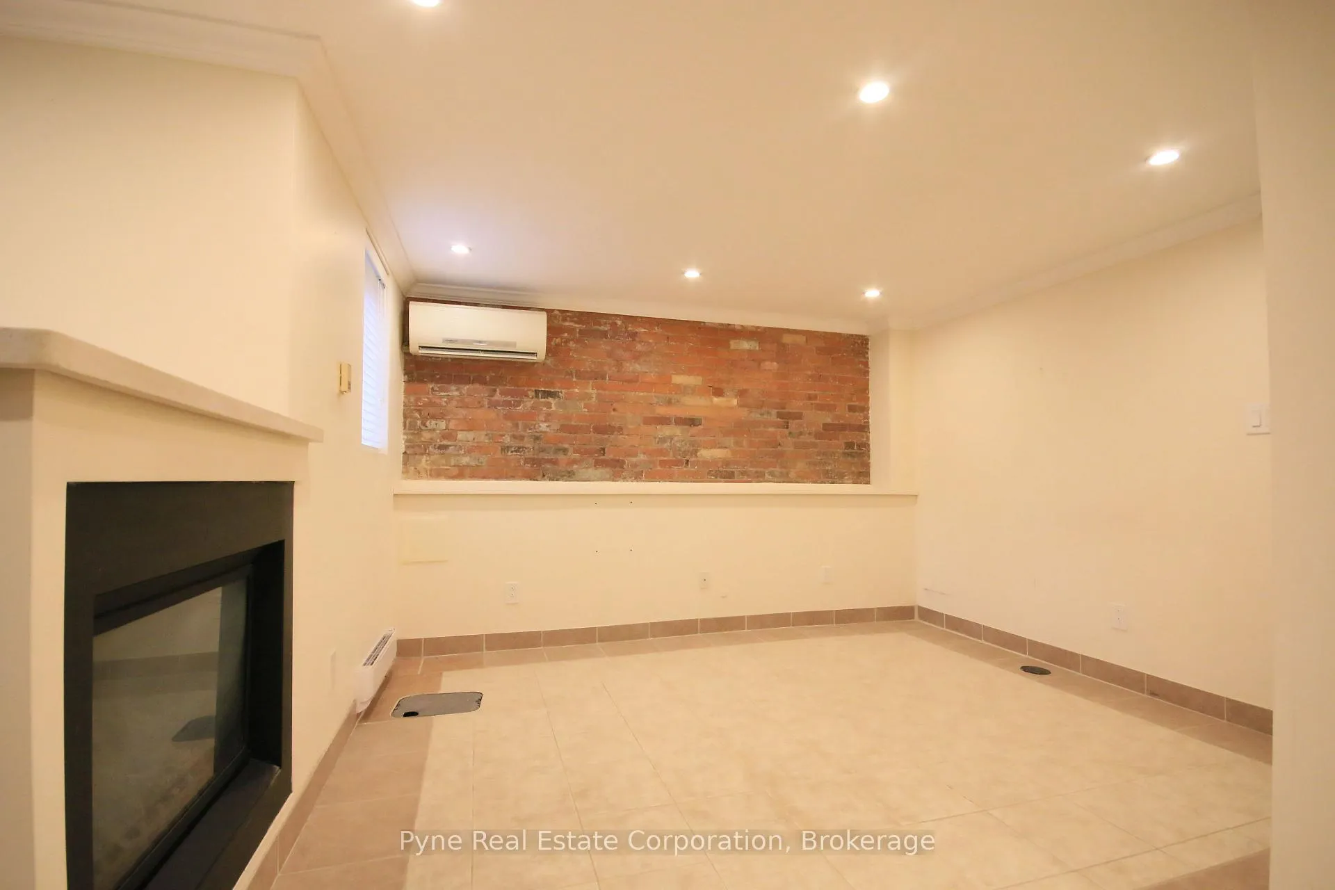 Photo 5 of Unit Lower, 198 Quebec Avenue, Toronto, High Park North — HOMEH