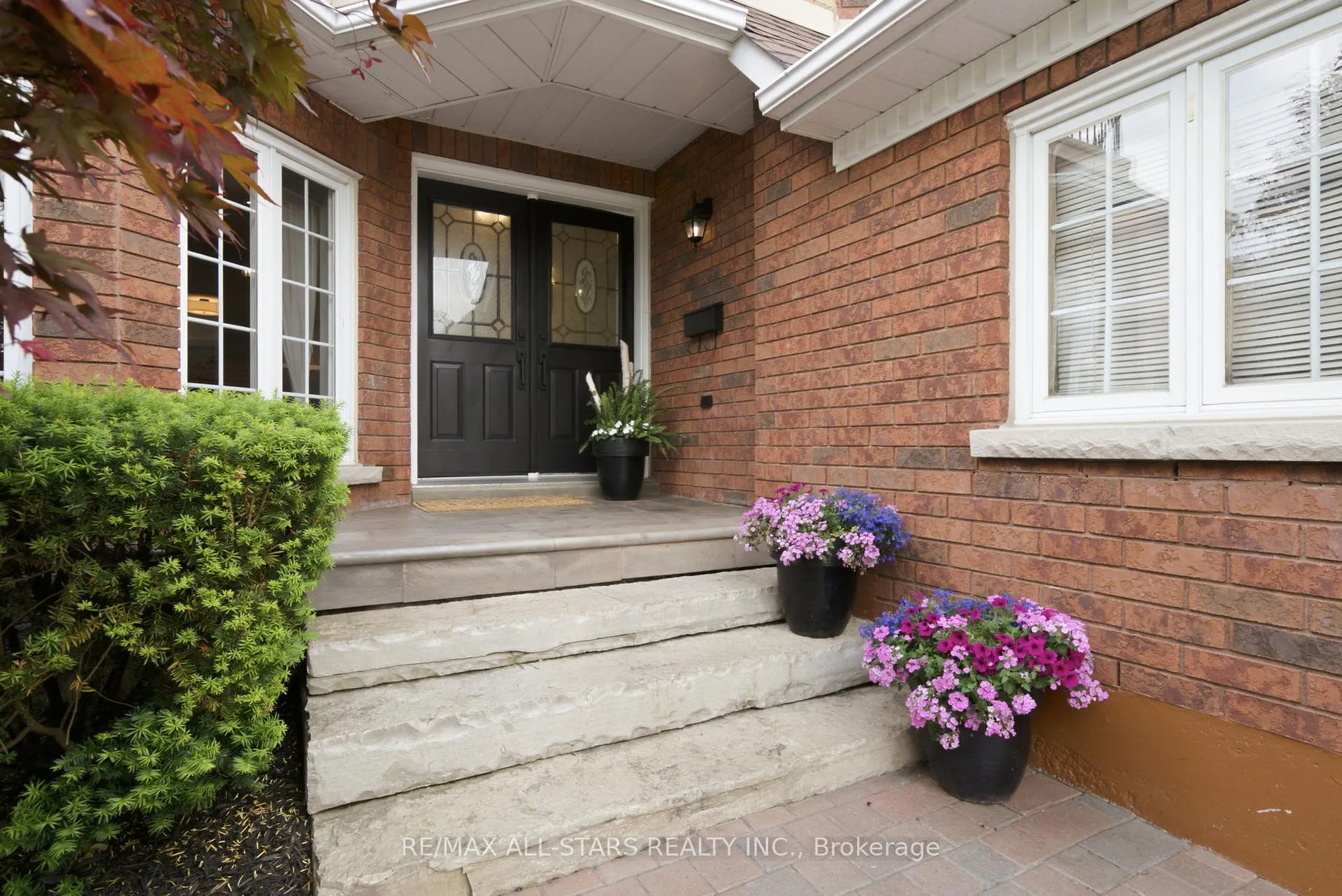 Photo 3 of 4 Dennis Drive, Ajax, Central West — HOMEH