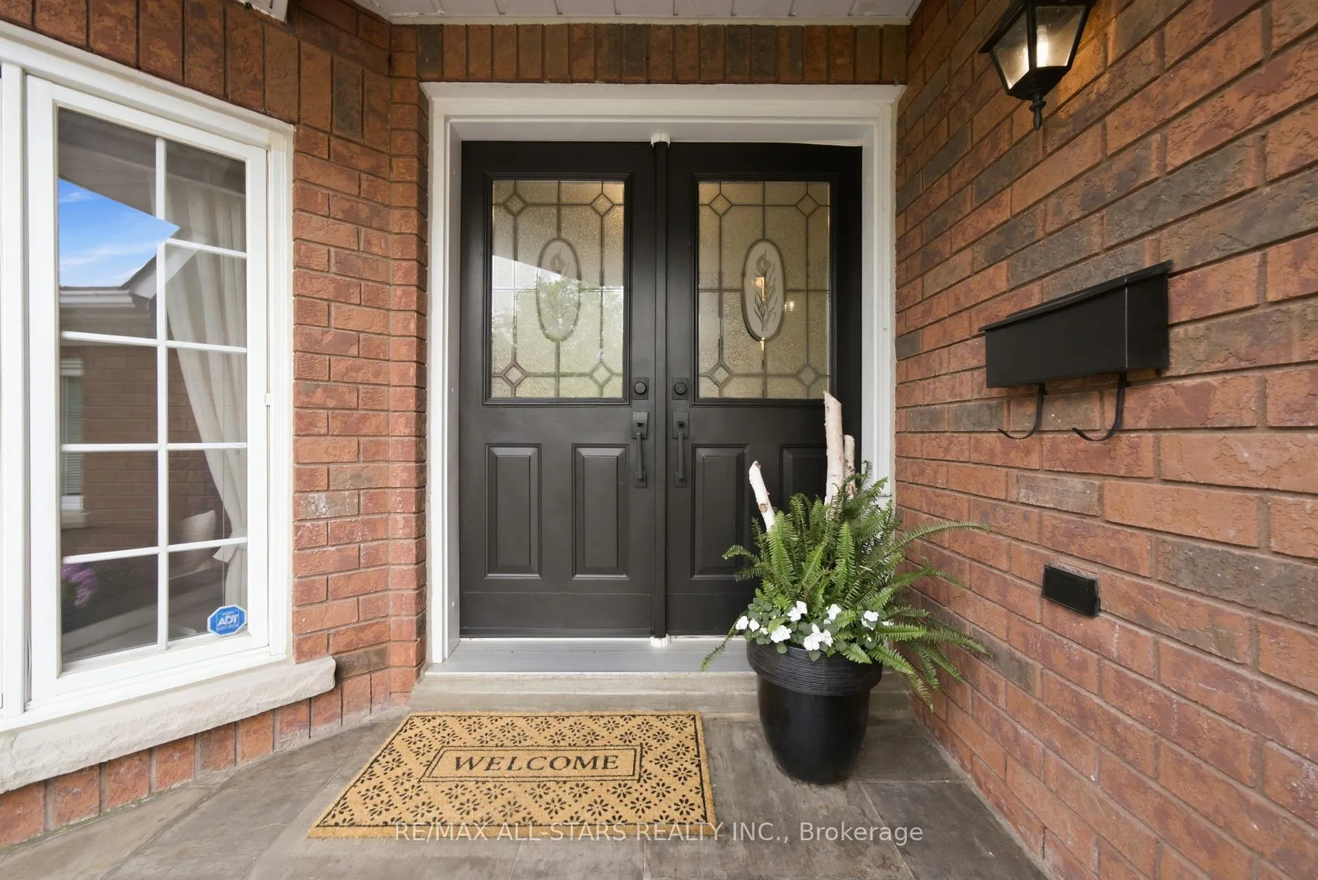 Photo 4 of 4 Dennis Drive, Ajax, Central West — HOMEH