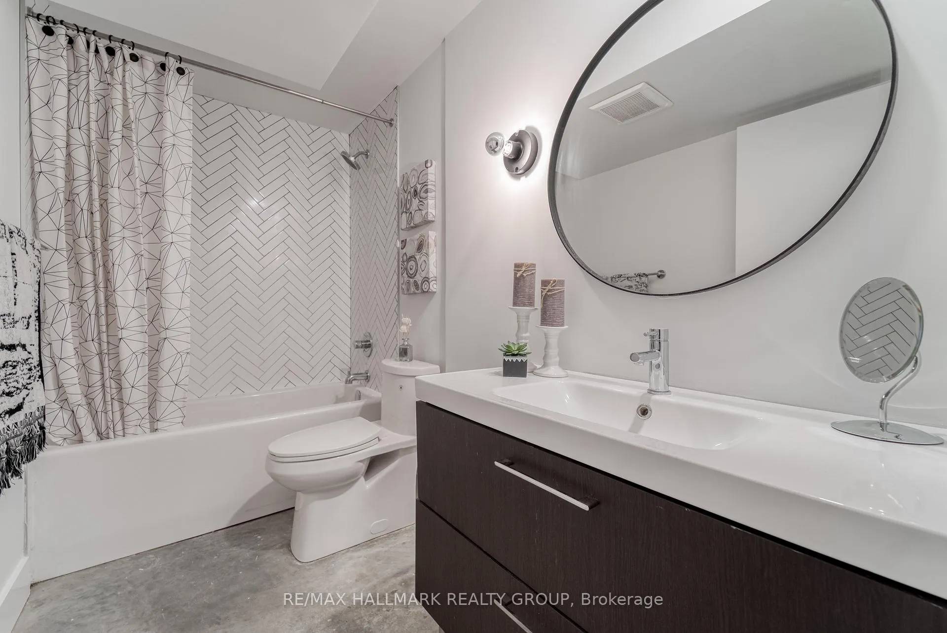 Photo 7 of Unit Lower, 49 Chippewa Avenue, Ottawa, Meadowlands/St. Claire Gardens — HOMEH