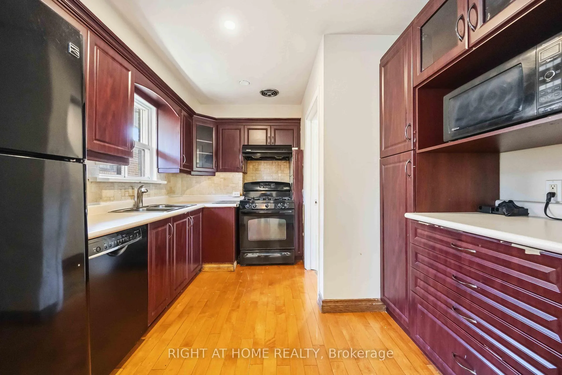 Photo 21 of 1 Mozart Avenue, Scarborough, Ionview — HOMEH