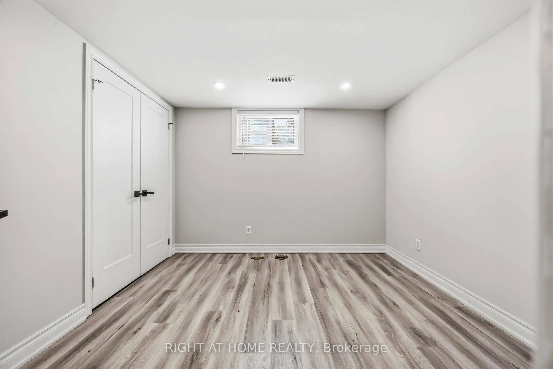 Photo 33 of 1 Mozart Avenue, Scarborough, Ionview — HOMEH