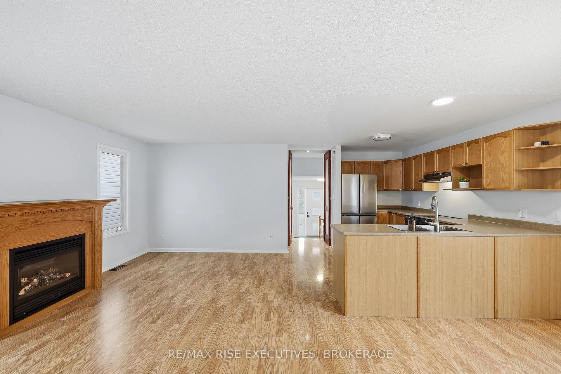 Photo 18 of 926 Bluffwood Avenue, Kingston, Kingston East (Incl Barret Crt) — HOMEH