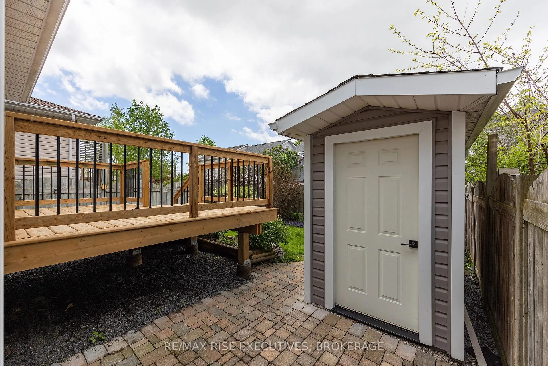 Photo 33 of 926 Bluffwood Avenue, Kingston, Kingston East (Incl Barret Crt) — HOMEH
