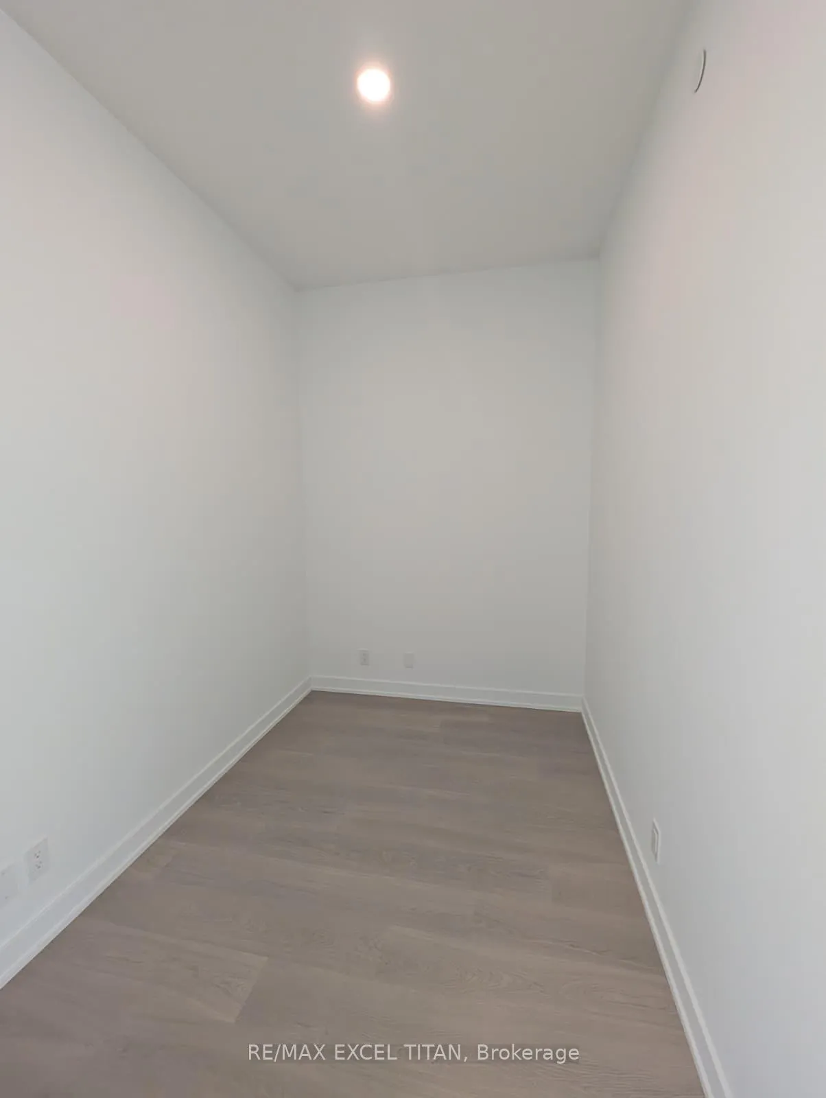 Photo 10 of Unit 319, 20 Deans Drive, Scarborough, Clairlea-Birchmount — HOMEH