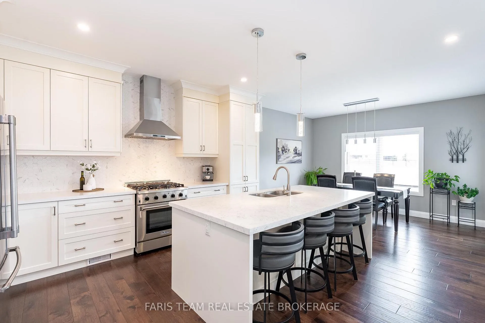 Photo 8 of 5 Breanna Boulevard, Oro-Medonte, Prices Corners — HOMEH