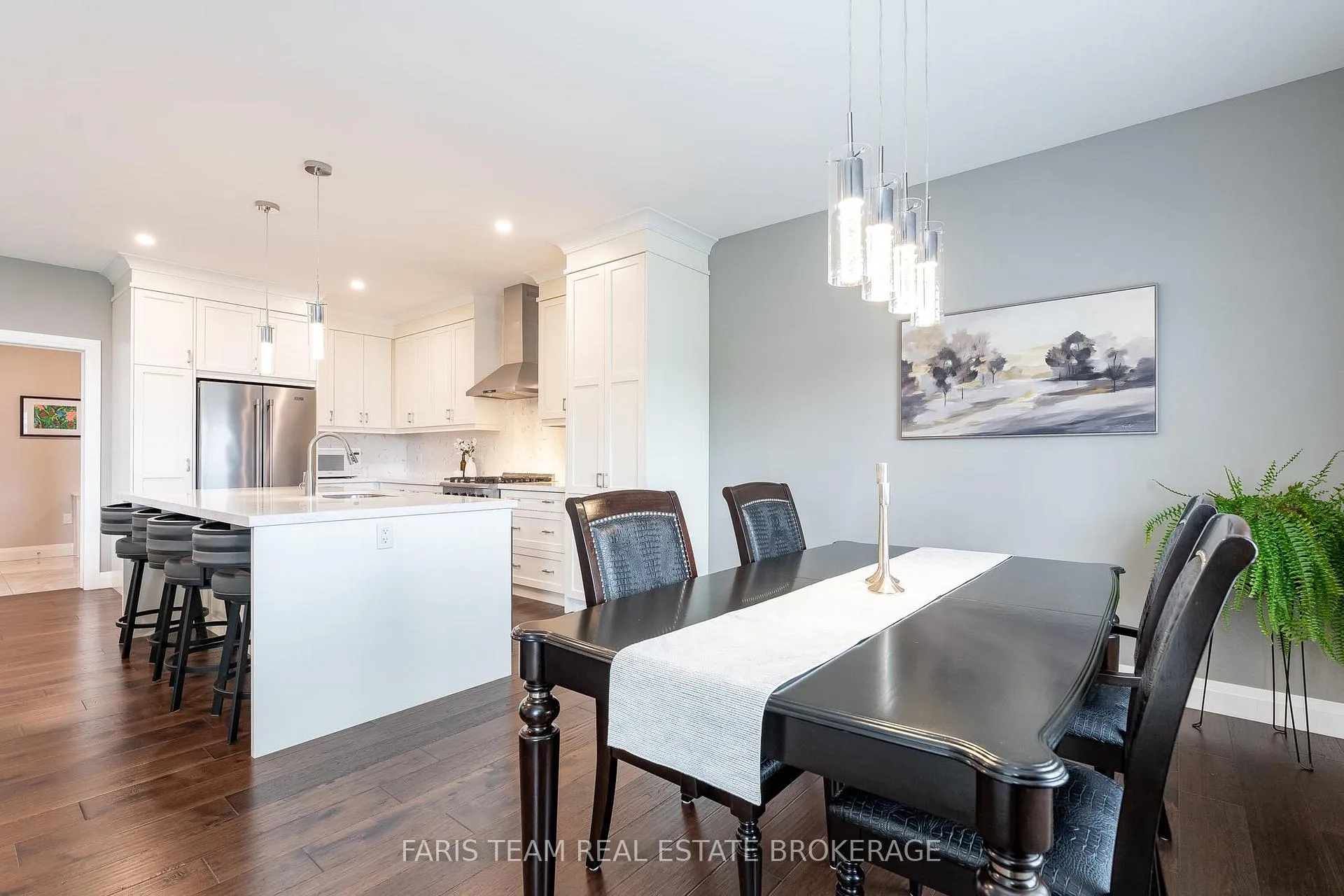 Photo 15 of 5 Breanna Boulevard, Oro-Medonte, Prices Corners — HOMEH