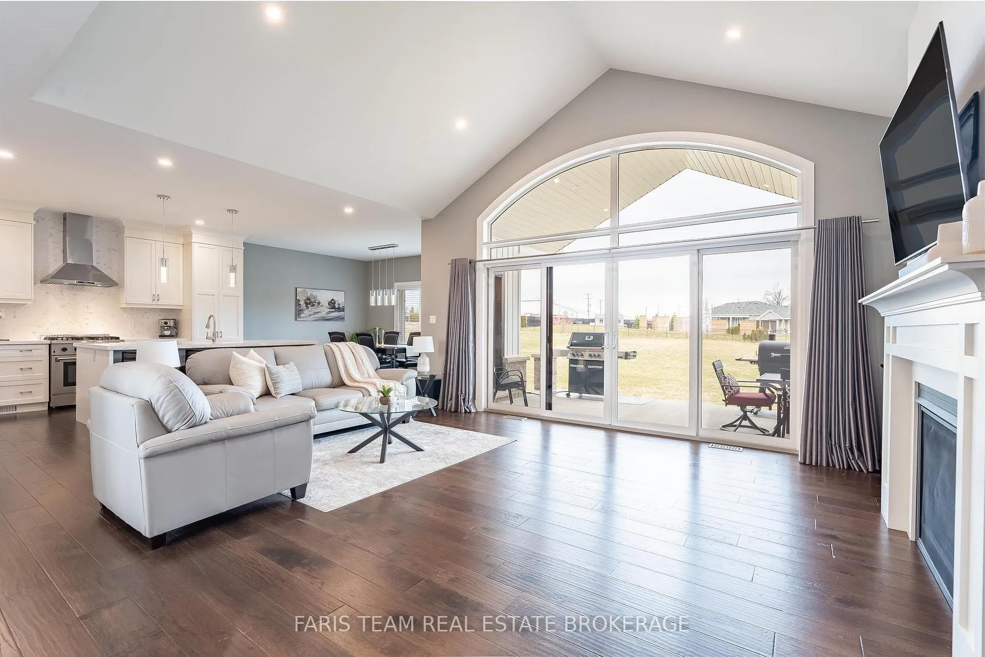 Photo 17 of 5 Breanna Boulevard, Oro-Medonte, Prices Corners — HOMEH