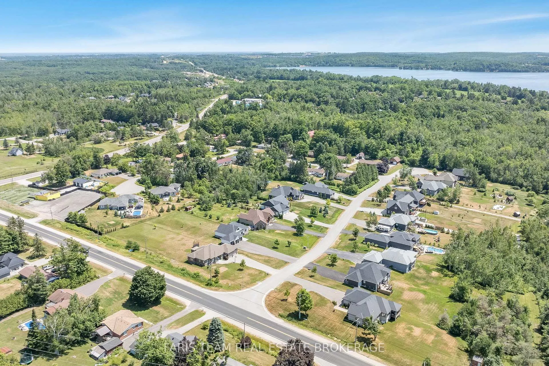 Photo 37 of 5 Breanna Boulevard, Oro-Medonte, Prices Corners — HOMEH