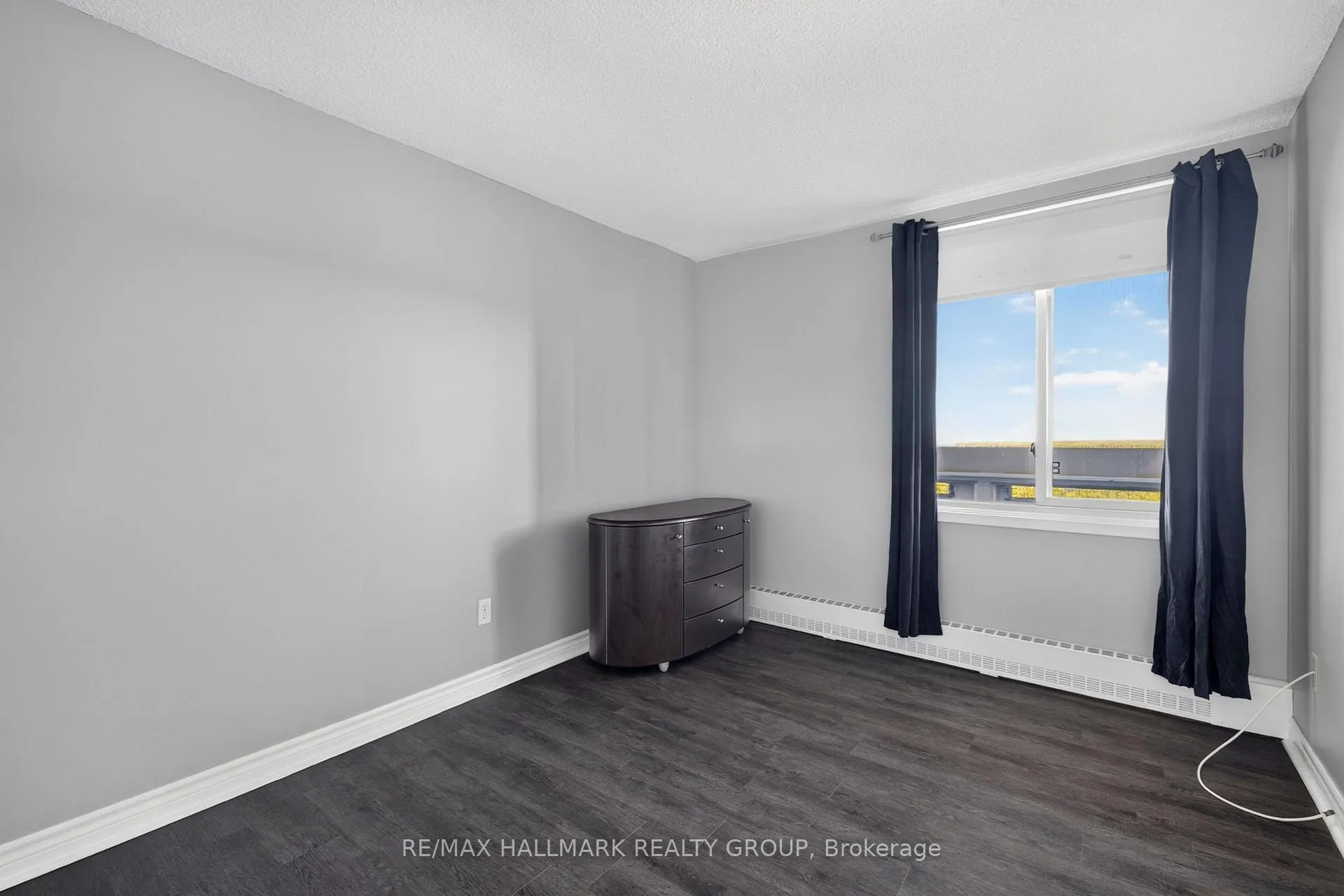 Photo 12 of Unit 907, 1081 Ambleside Drive, Ottawa, Woodroffe — HOMEH