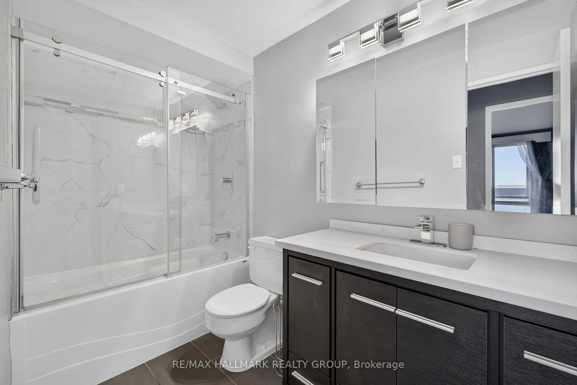 Photo 16 of Unit 907, 1081 Ambleside Drive, Ottawa, Woodroffe — HOMEH