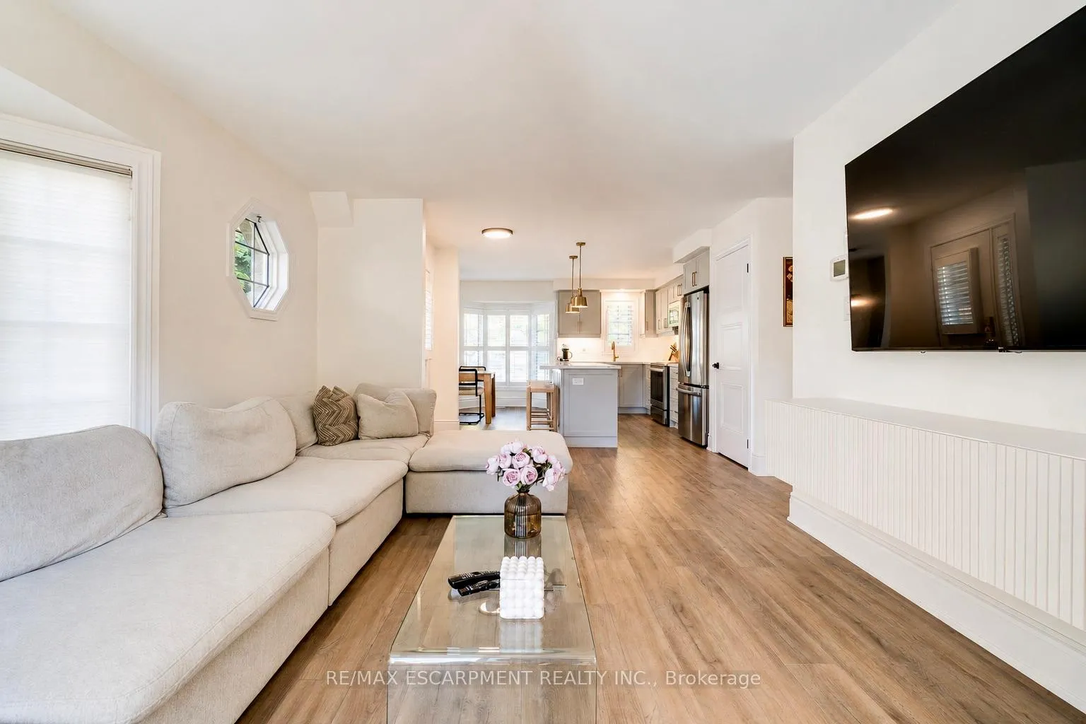 Photo 11 of Unit 69, 3333 New Street, Burlington, Roseland — HOMEH