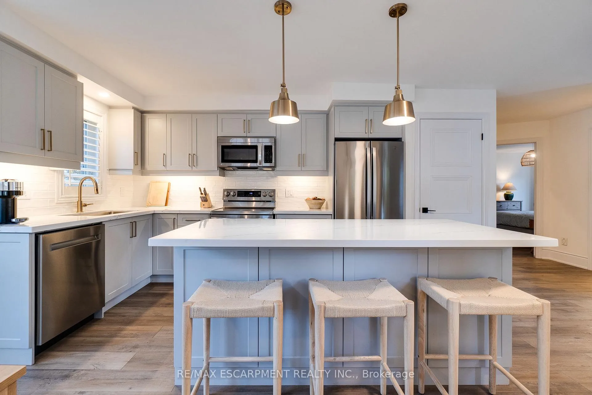 Photo 19 of Unit 69, 3333 New Street, Burlington, Roseland — HOMEH