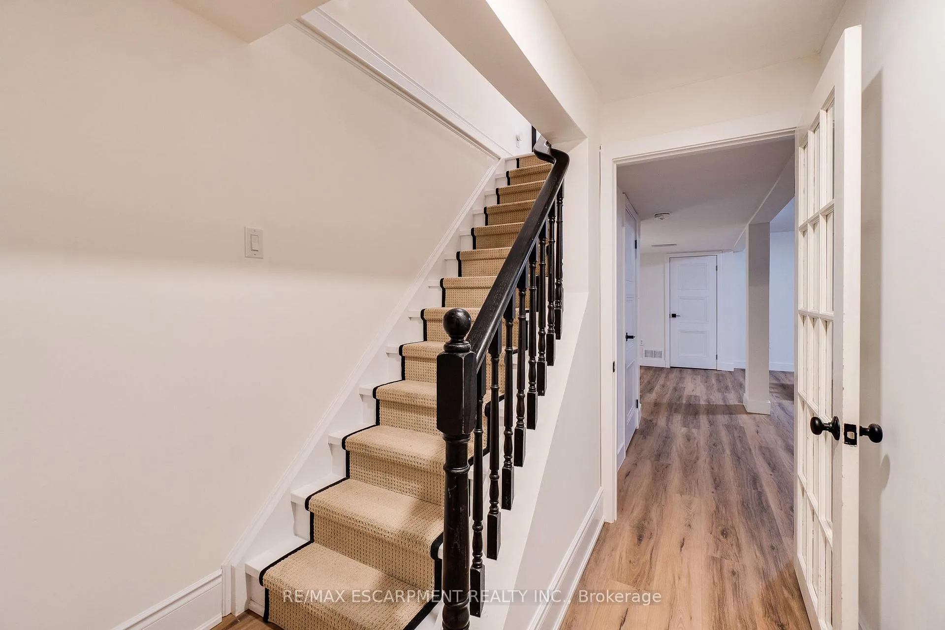 Photo 33 of Unit 69, 3333 New Street, Burlington, Roseland — HOMEH