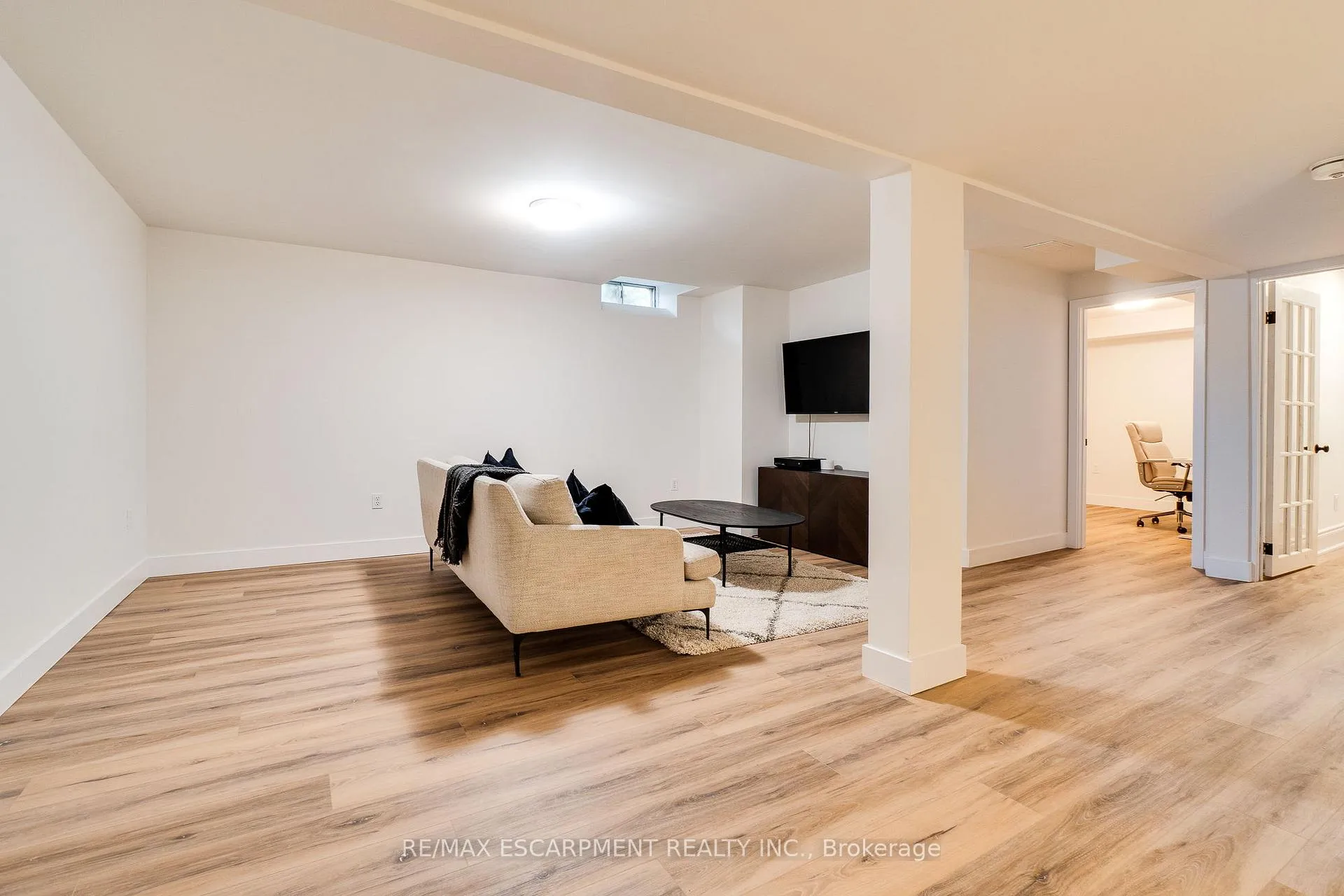 Photo 35 of Unit 69, 3333 New Street, Burlington, Roseland — HOMEH