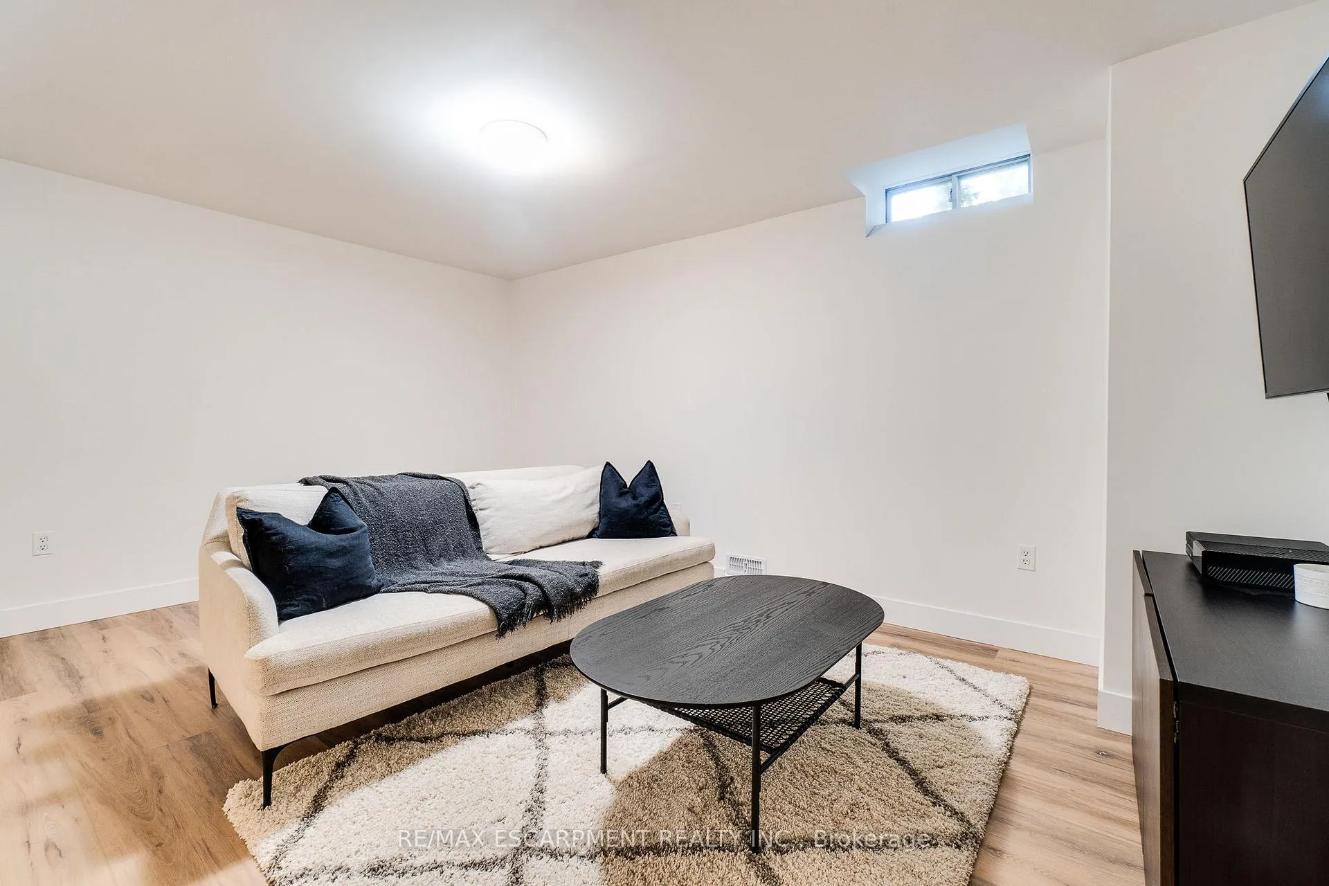 Photo 40 of Unit 69, 3333 New Street, Burlington, Roseland — HOMEH