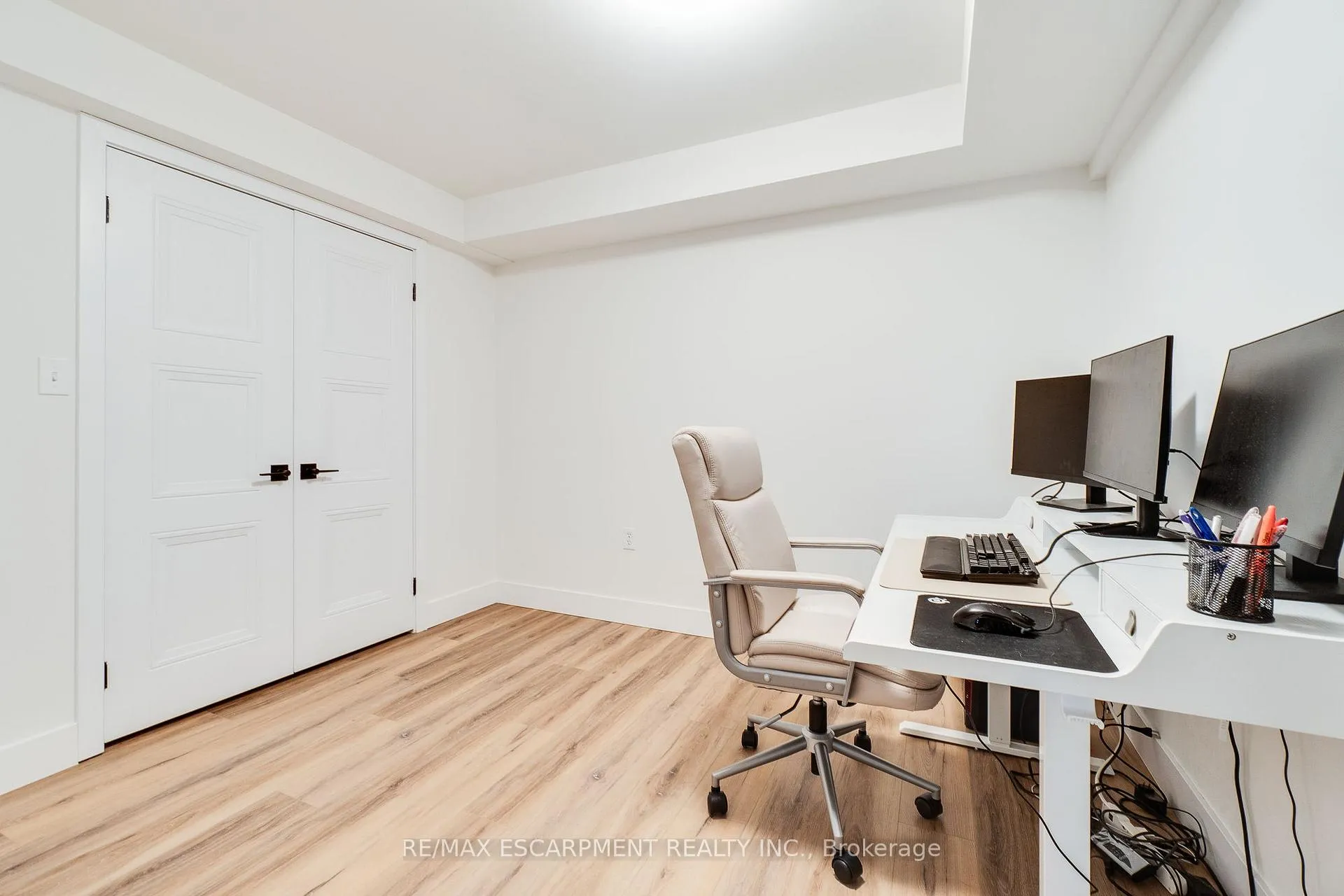 Photo 41 of Unit 69, 3333 New Street, Burlington, Roseland — HOMEH