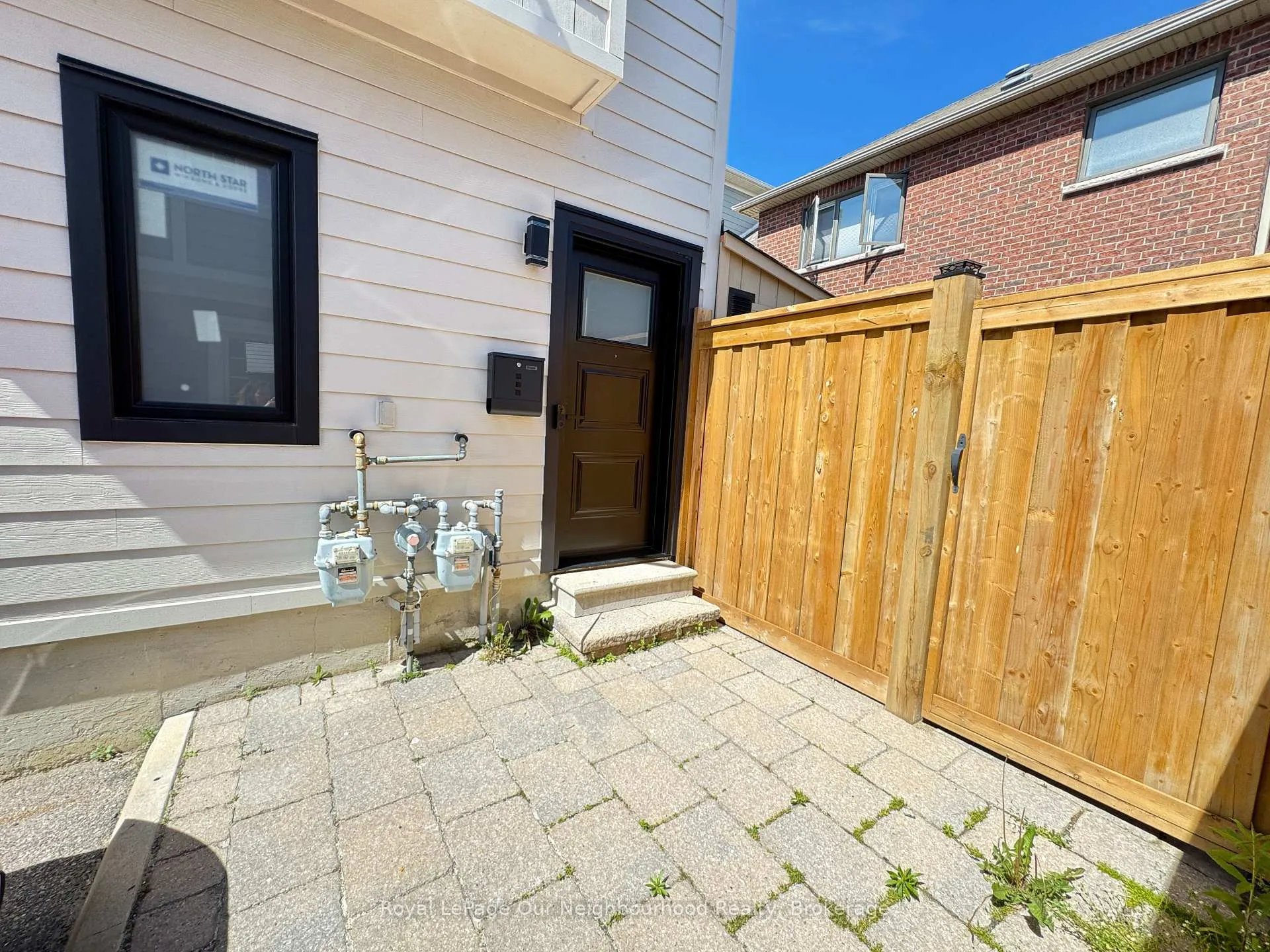 Photo 2 of Unit Coach Unit, 26 Cardrew Street, Markham, Cornell — HOMEH