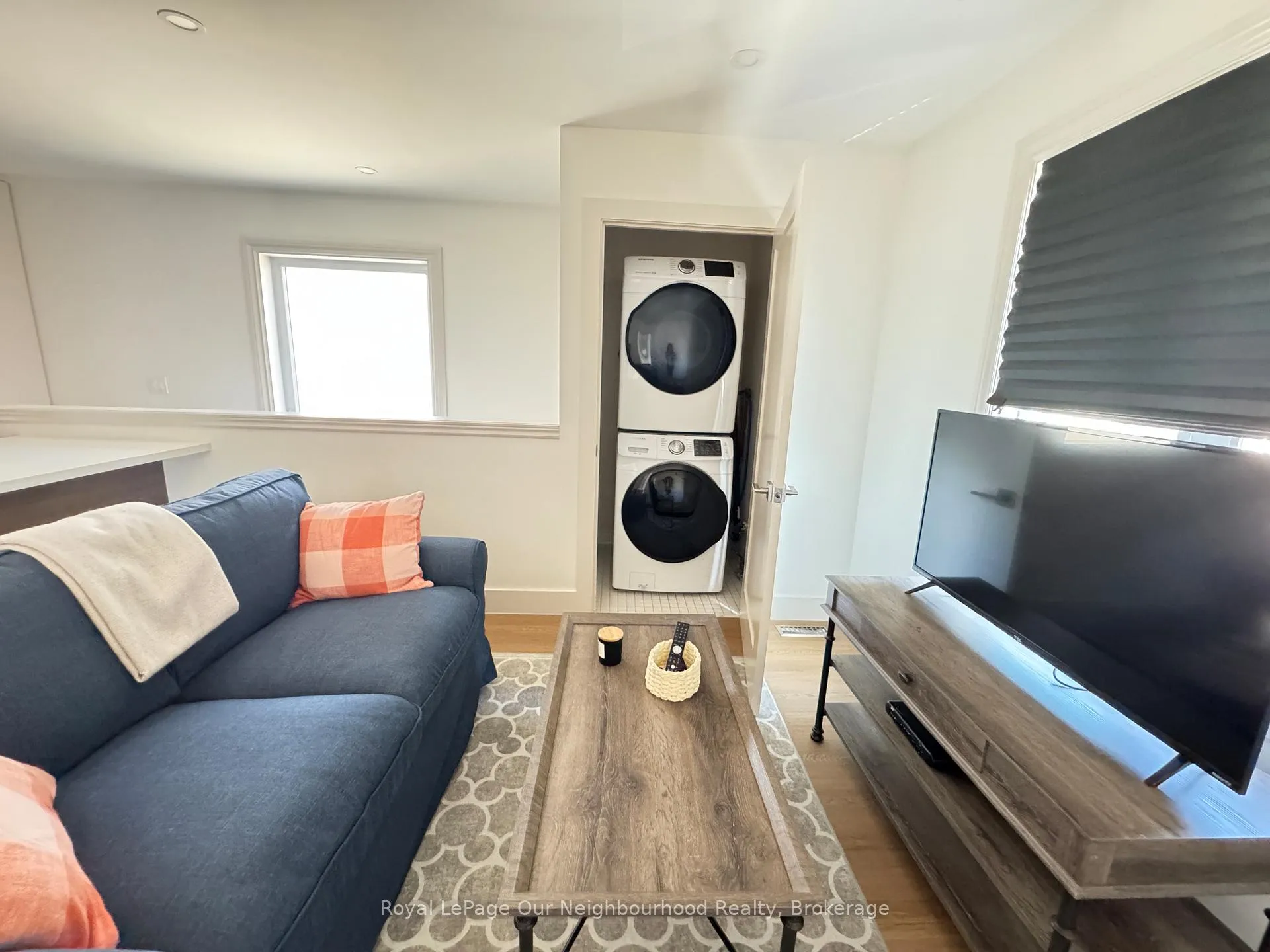 Photo 5 of Unit Coach Unit, 26 Cardrew Street, Markham, Cornell — HOMEH
