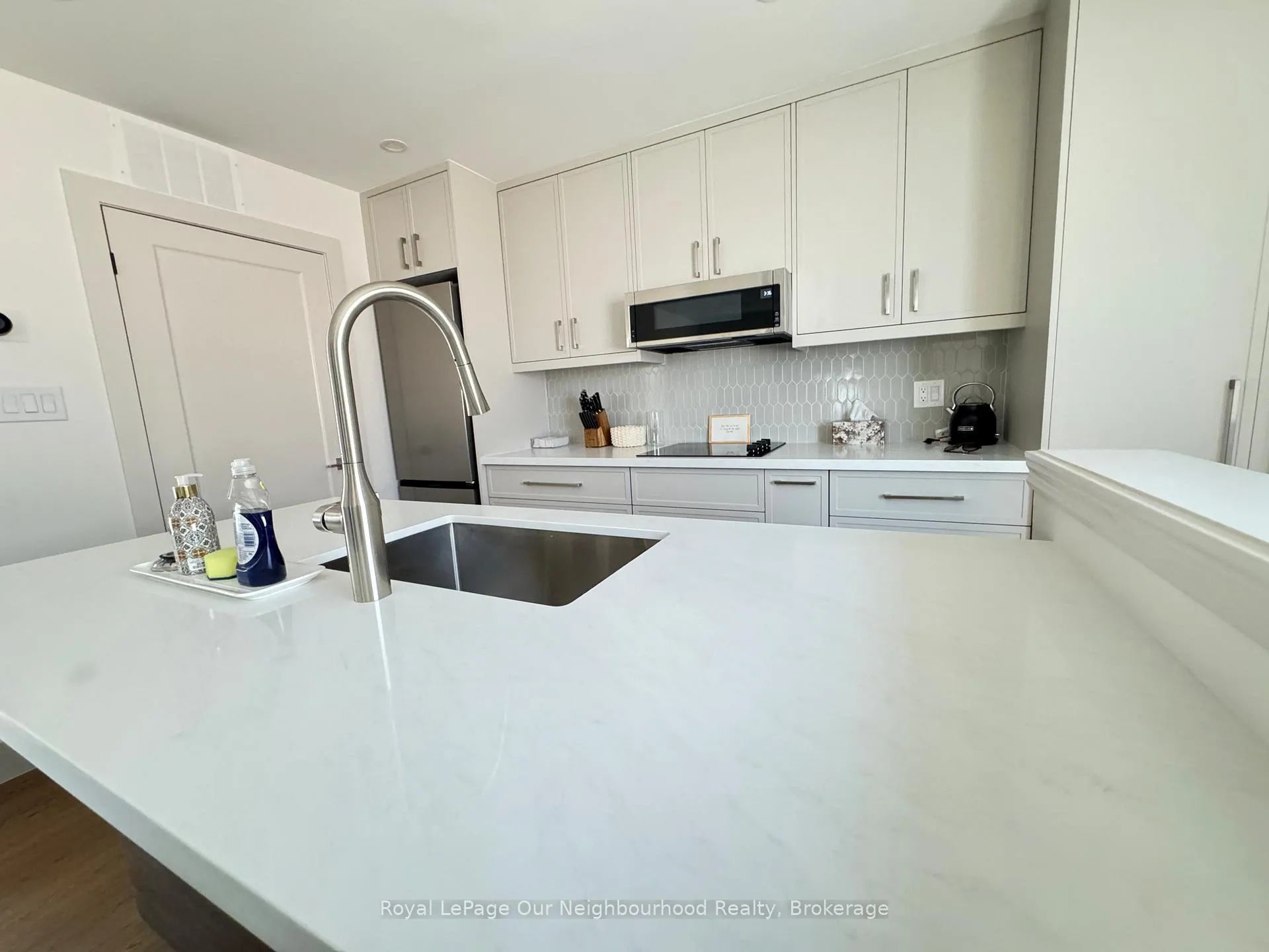 Photo 11 of Unit Coach Unit, 26 Cardrew Street, Markham, Cornell — HOMEH