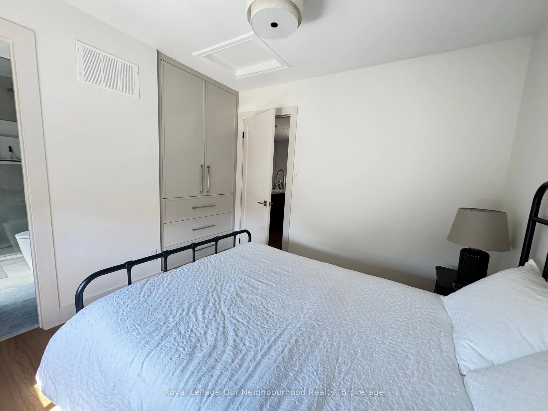 Photo 13 of Unit Coach Unit, 26 Cardrew Street, Markham, Cornell — HOMEH