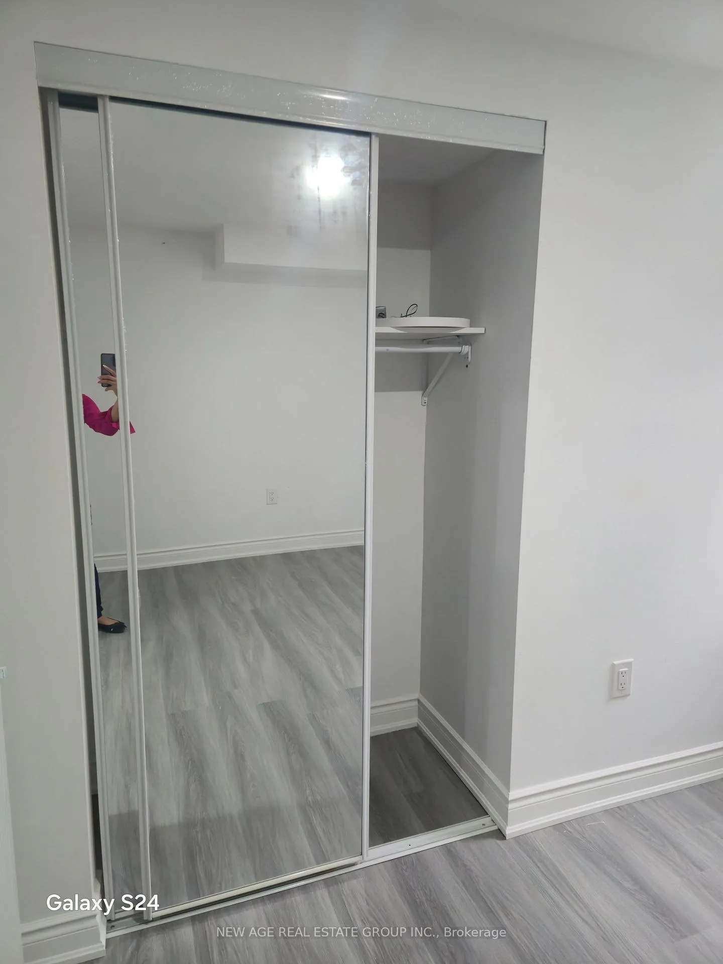 Photo 14 of Unit (Basement), 3097 Bentley Drive, Mississauga, Churchill Meadows — HOMEH