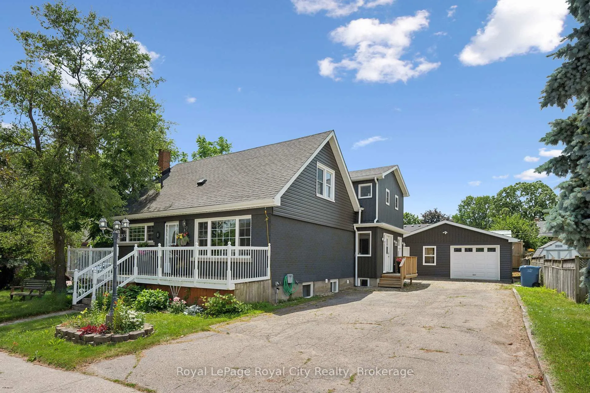 Photo of 8 Rosewood Avenue