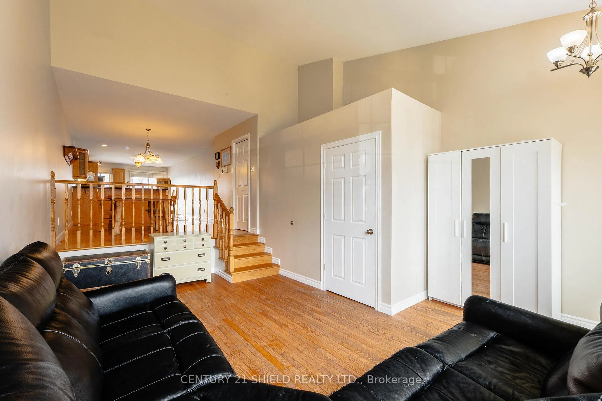 Photo 7 of 127 Hemlock Crescent, Cornwall, Cornwall — HOMEH