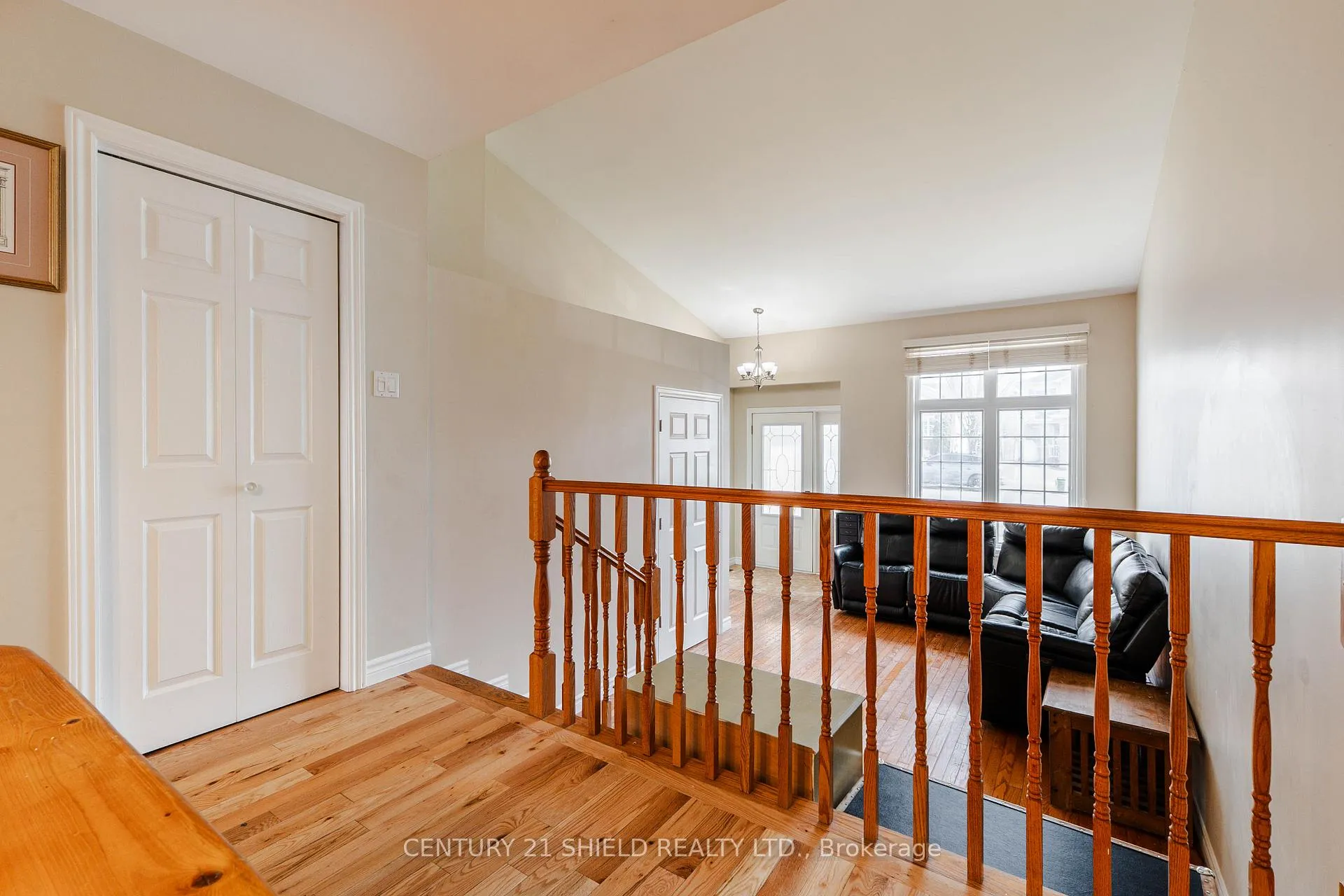 Photo 9 of 127 Hemlock Crescent, Cornwall, Cornwall — HOMEH