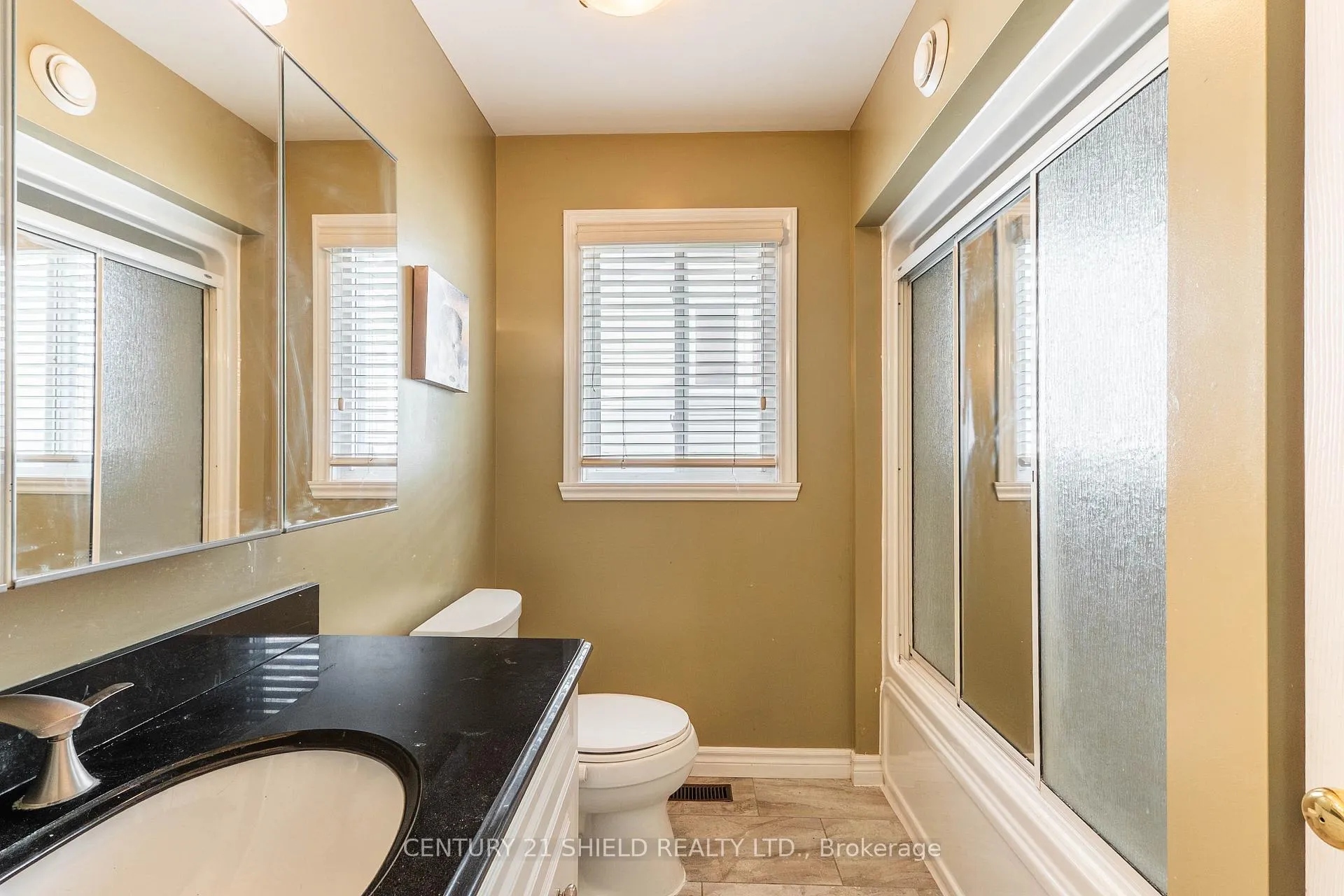 Photo 22 of 127 Hemlock Crescent, Cornwall, Cornwall — HOMEH