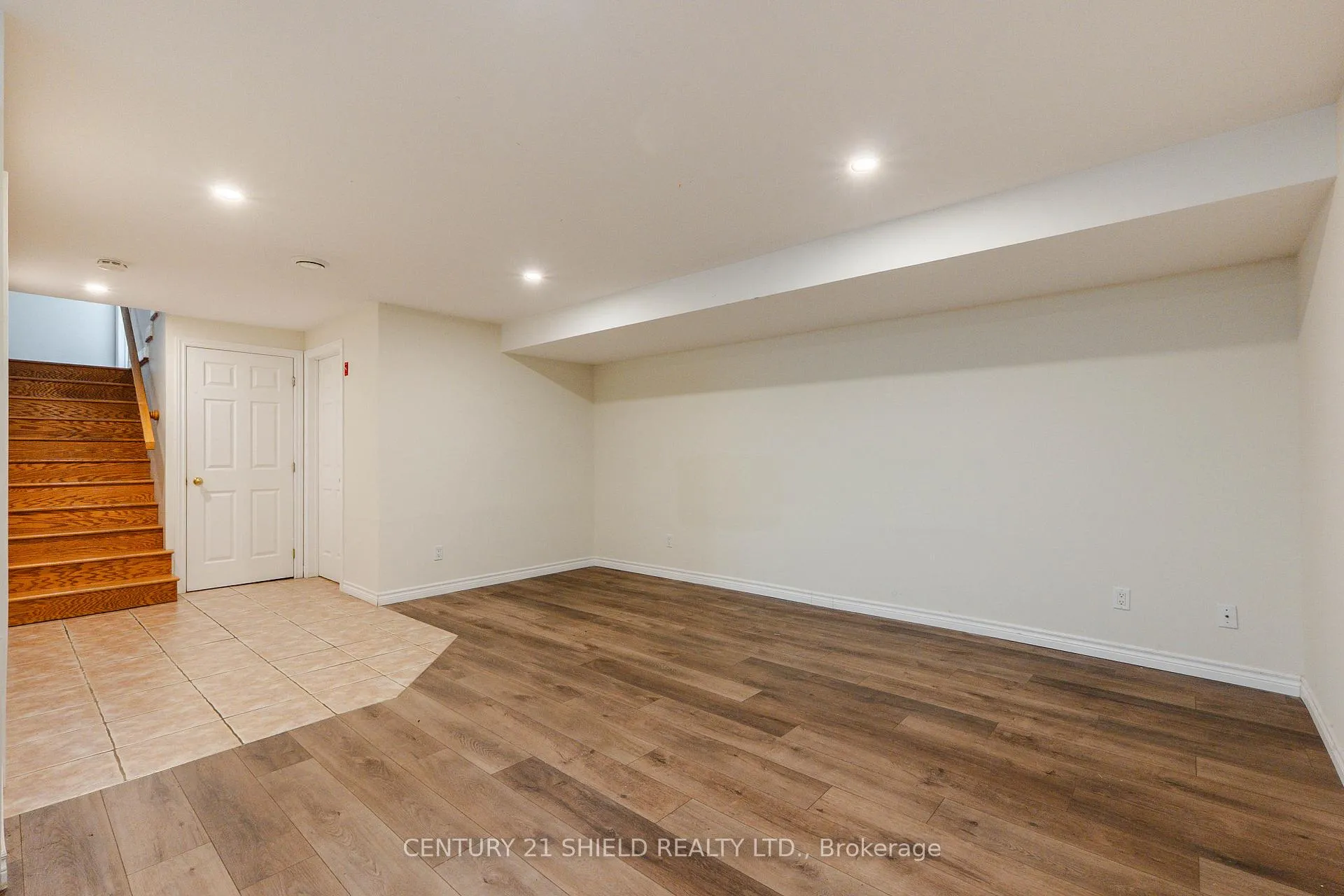 Photo 26 of 127 Hemlock Crescent, Cornwall, Cornwall — HOMEH