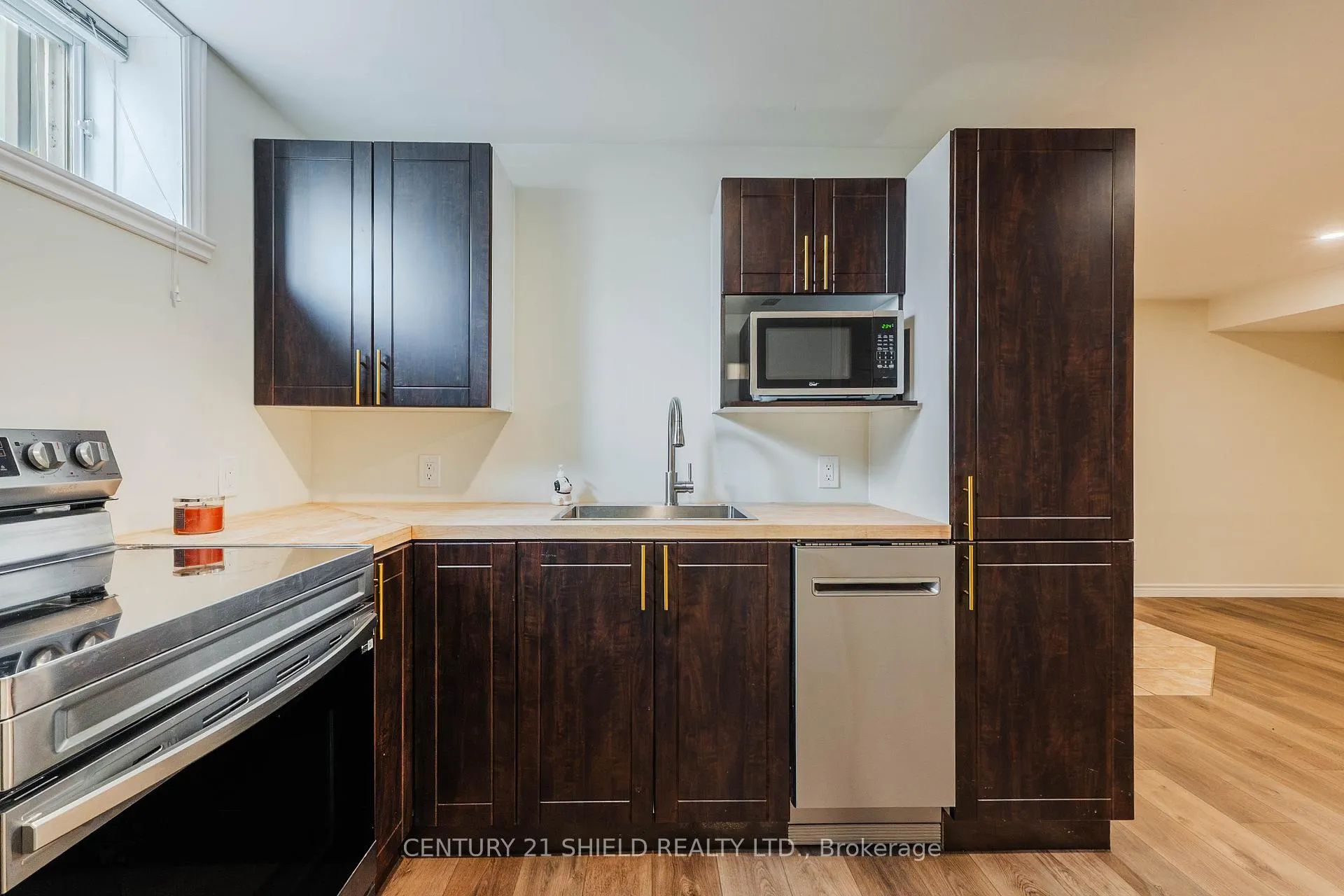Photo 27 of 127 Hemlock Crescent, Cornwall, Cornwall — HOMEH