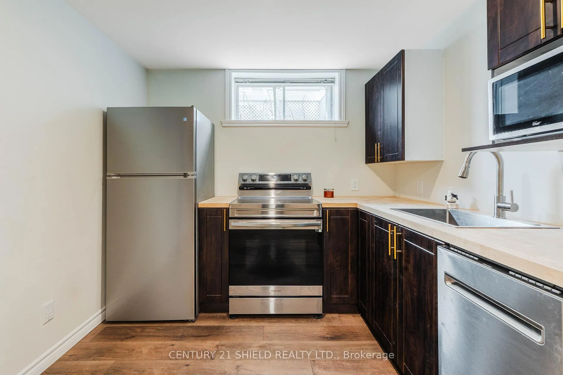 Photo 28 of 127 Hemlock Crescent, Cornwall, Cornwall — HOMEH