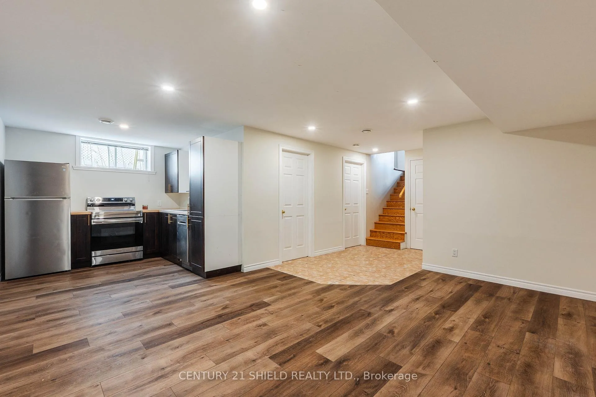 Photo 30 of 127 Hemlock Crescent, Cornwall, Cornwall — HOMEH