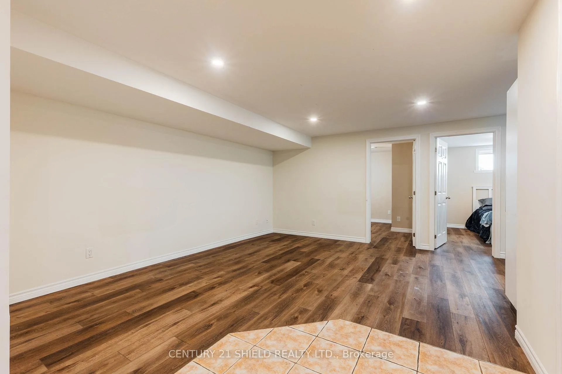 Photo 32 of 127 Hemlock Crescent, Cornwall, Cornwall — HOMEH
