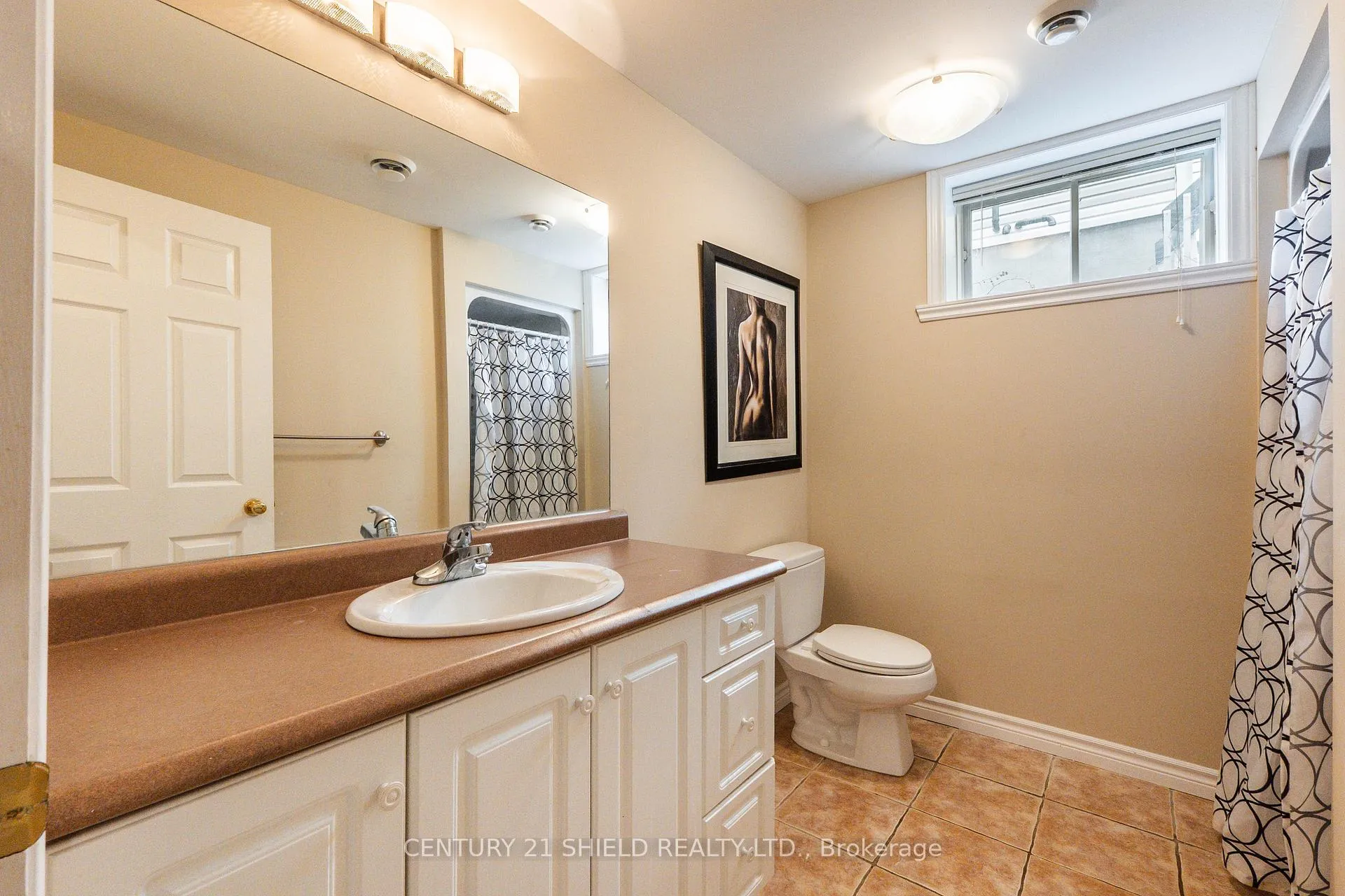 Photo 36 of 127 Hemlock Crescent, Cornwall, Cornwall — HOMEH