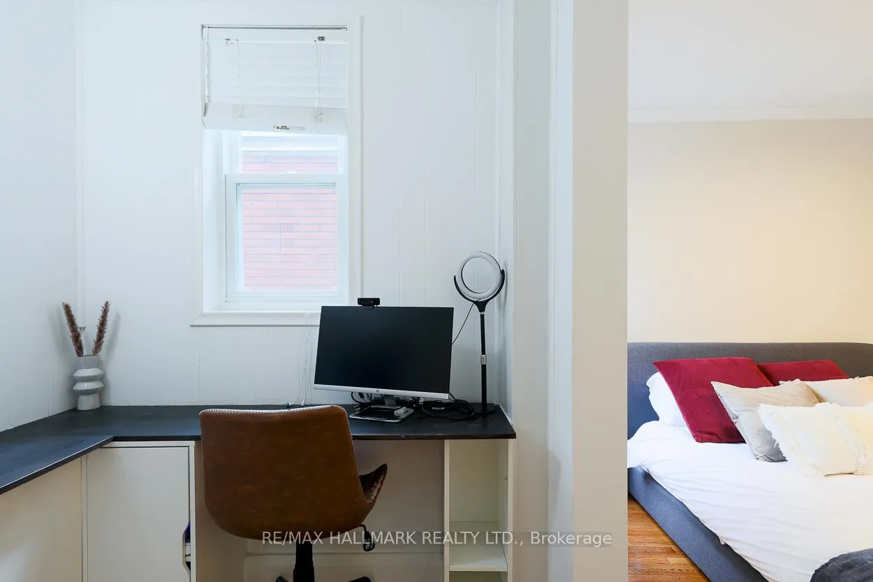Photo 20 of 35 Dingwall Avenue, Toronto, Blake-Jones — HOMEH