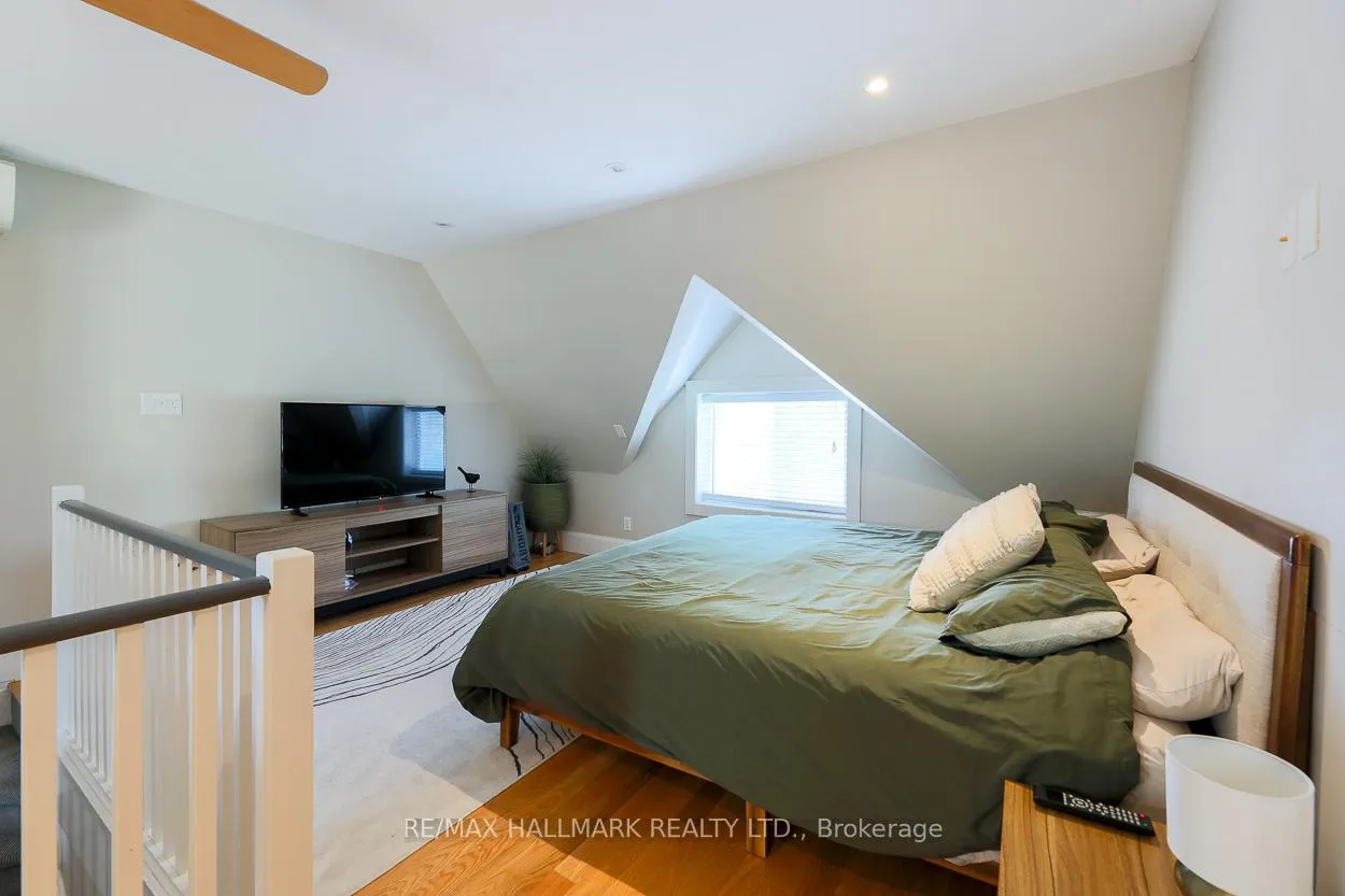 Photo 23 of 35 Dingwall Avenue, Toronto, Blake-Jones — HOMEH