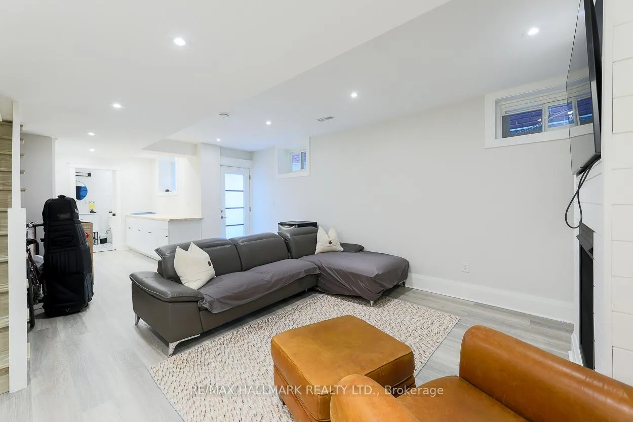 Photo 29 of 35 Dingwall Avenue, Toronto, Blake-Jones — HOMEH